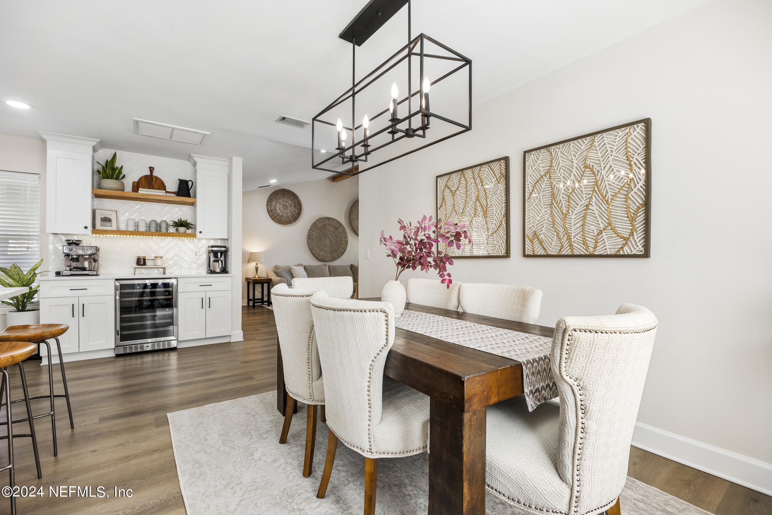 11189 WINDLESHAM Court