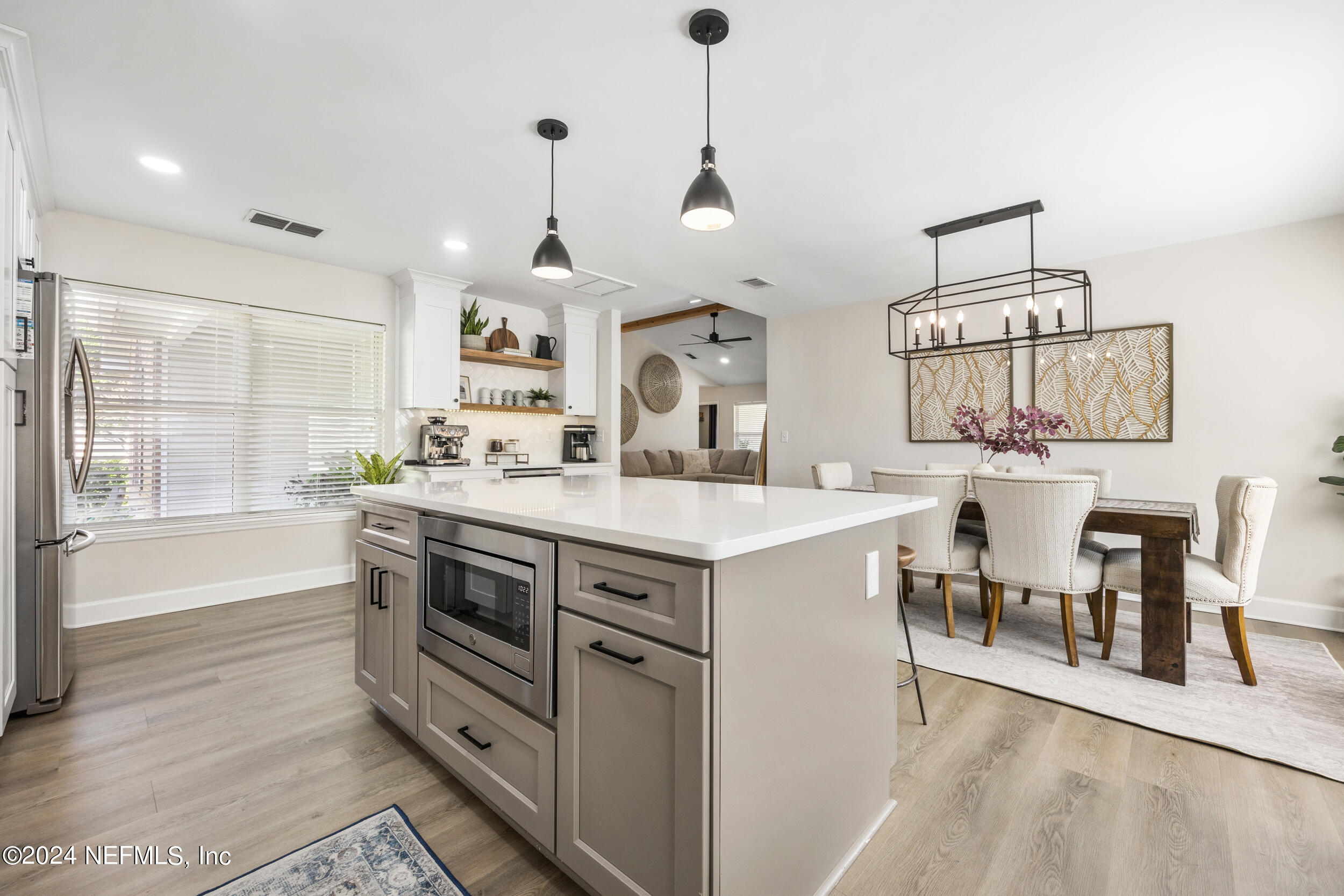 11189 WINDLESHAM Court