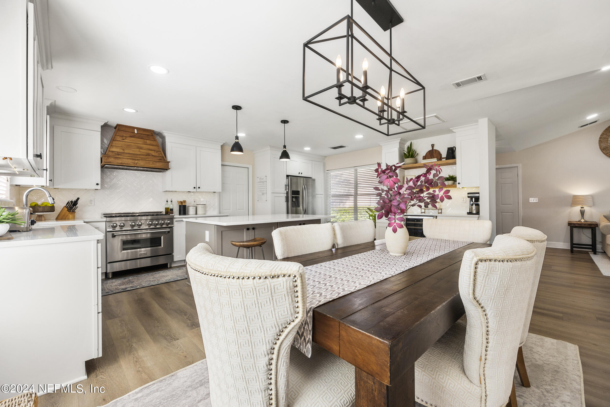 11189 WINDLESHAM Court