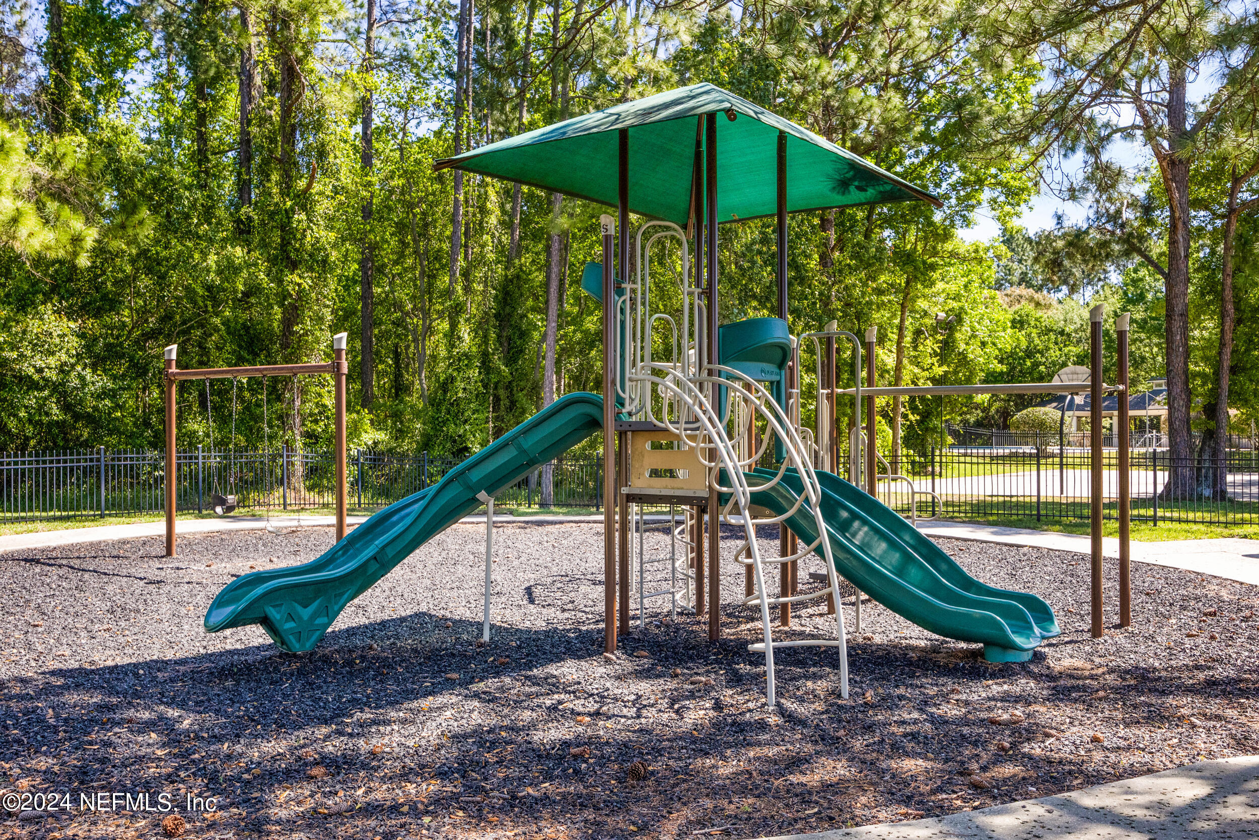 11189 WINDLESHAM Court