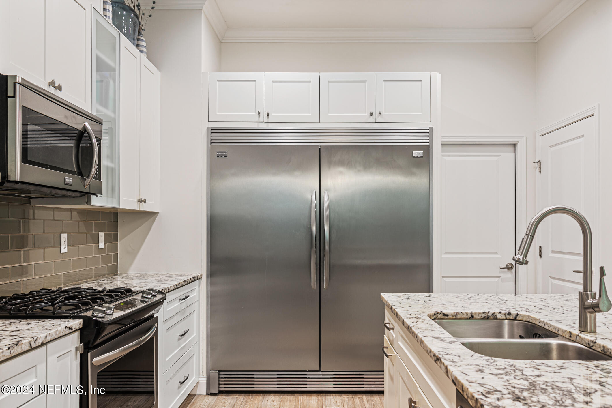 13321 SANTORINI Drive