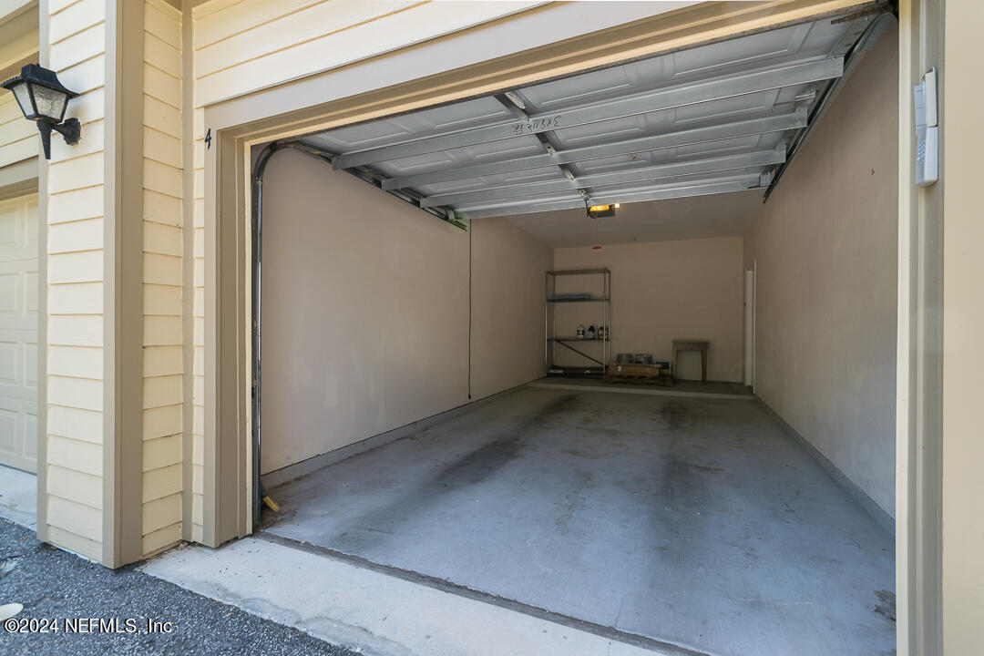 7800 POINT MEADOWS Drive, 412
