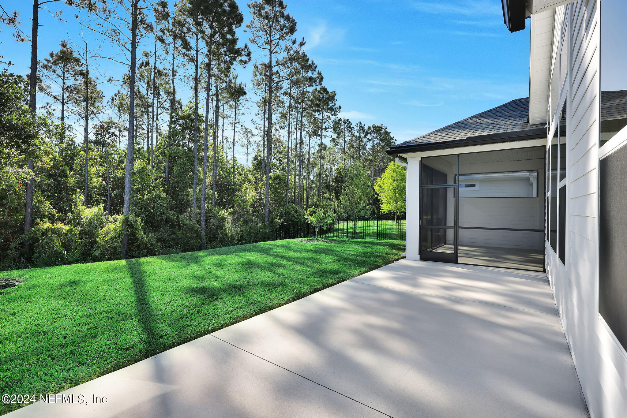 541 VILLAGE GRANDE Drive