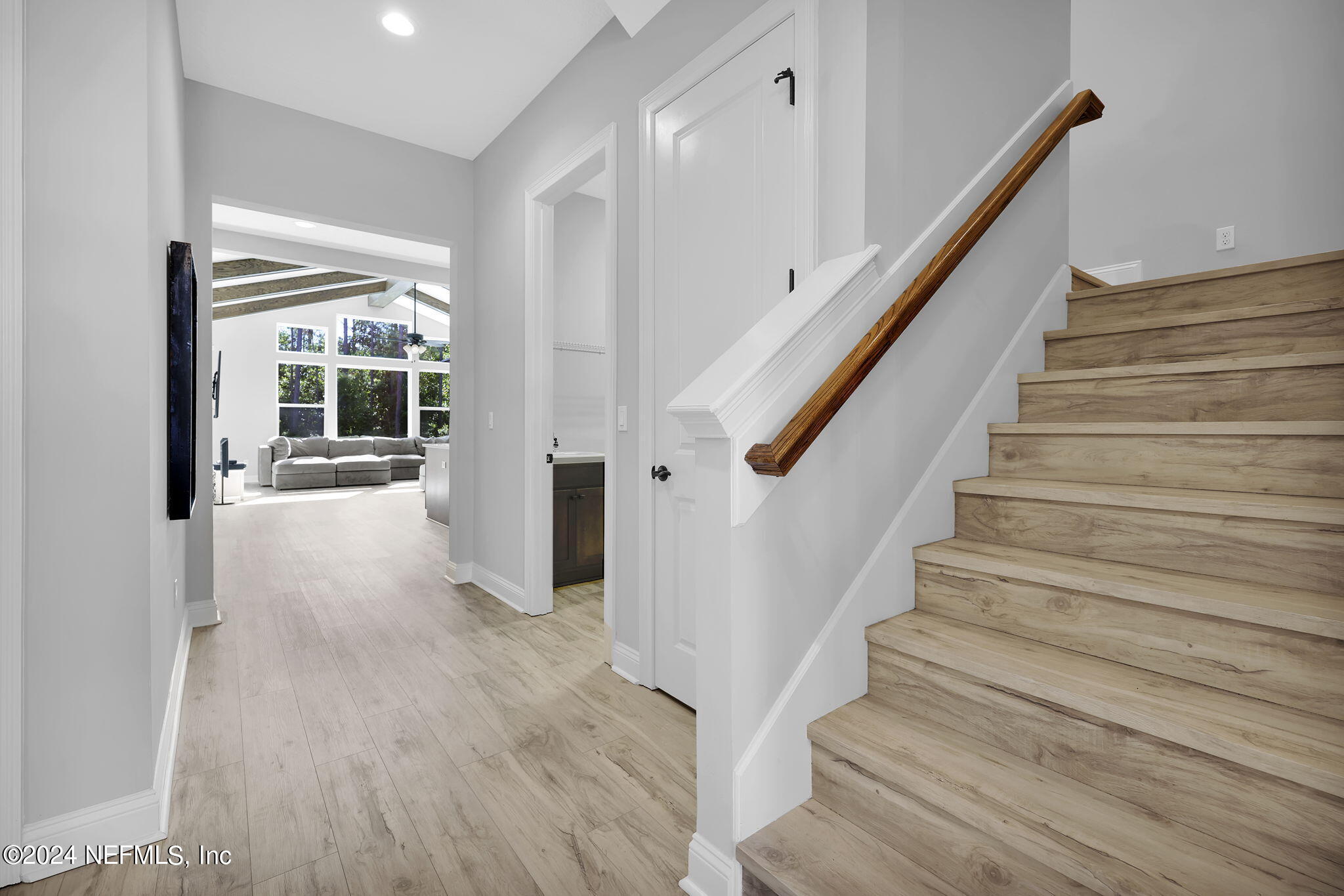 541 VILLAGE GRANDE Drive