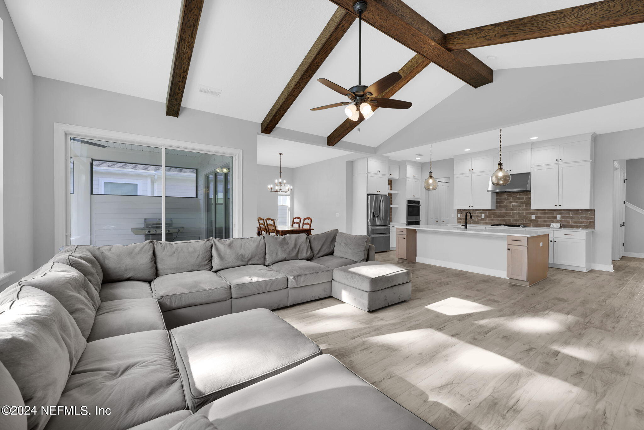 541 VILLAGE GRANDE Drive