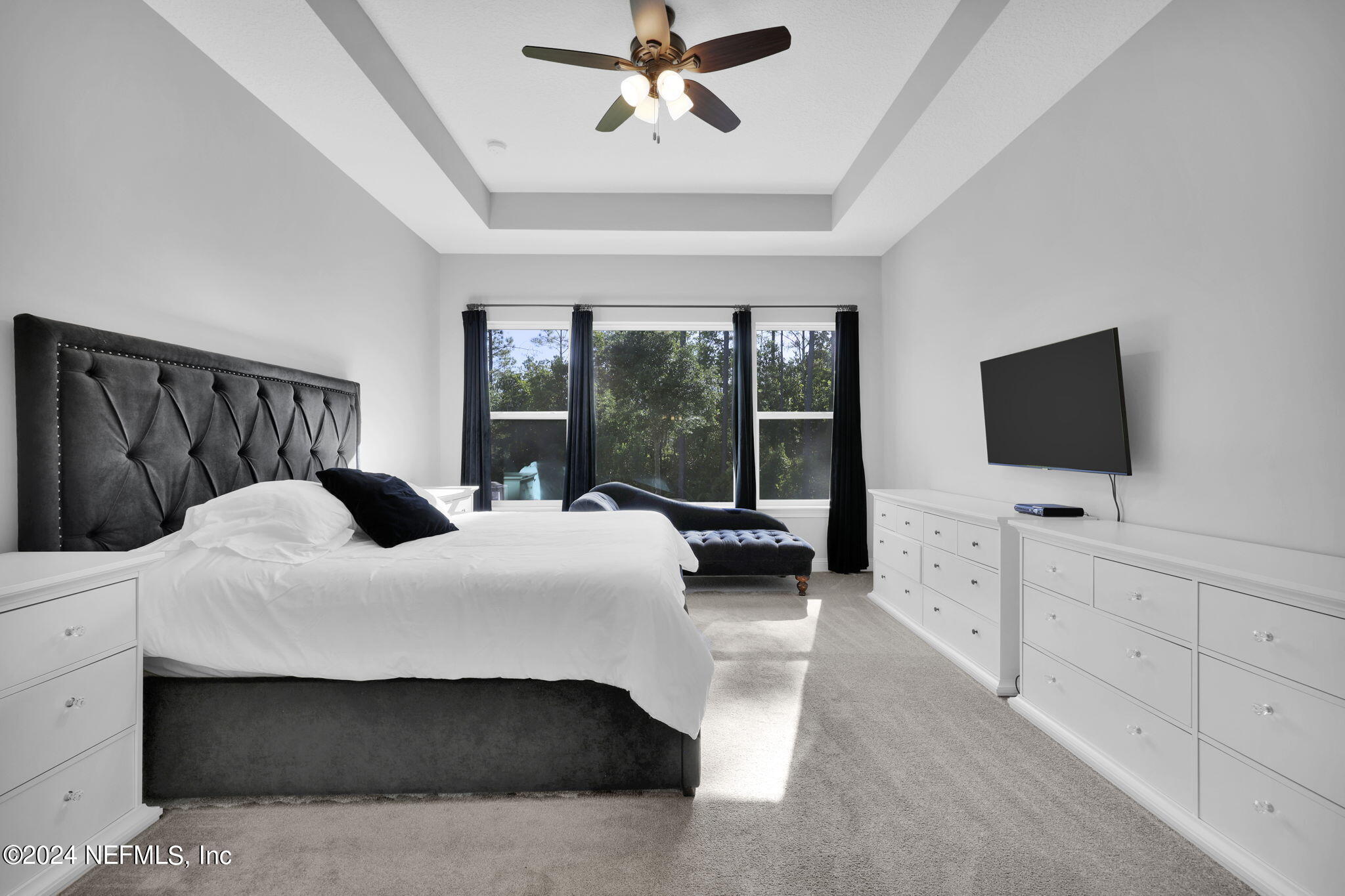 541 VILLAGE GRANDE Drive