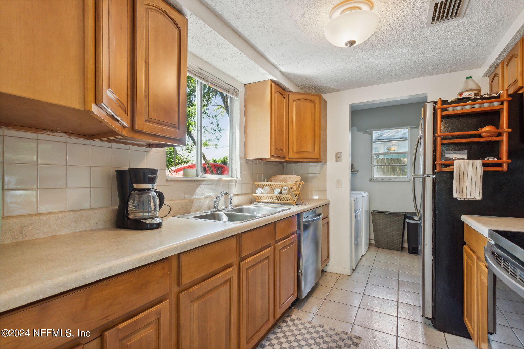 1154 PENMAN Road