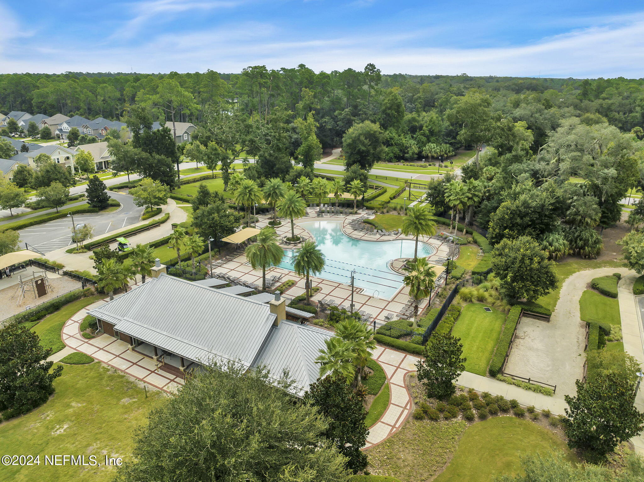 388 PARKBLUFF CIRCLE Circle