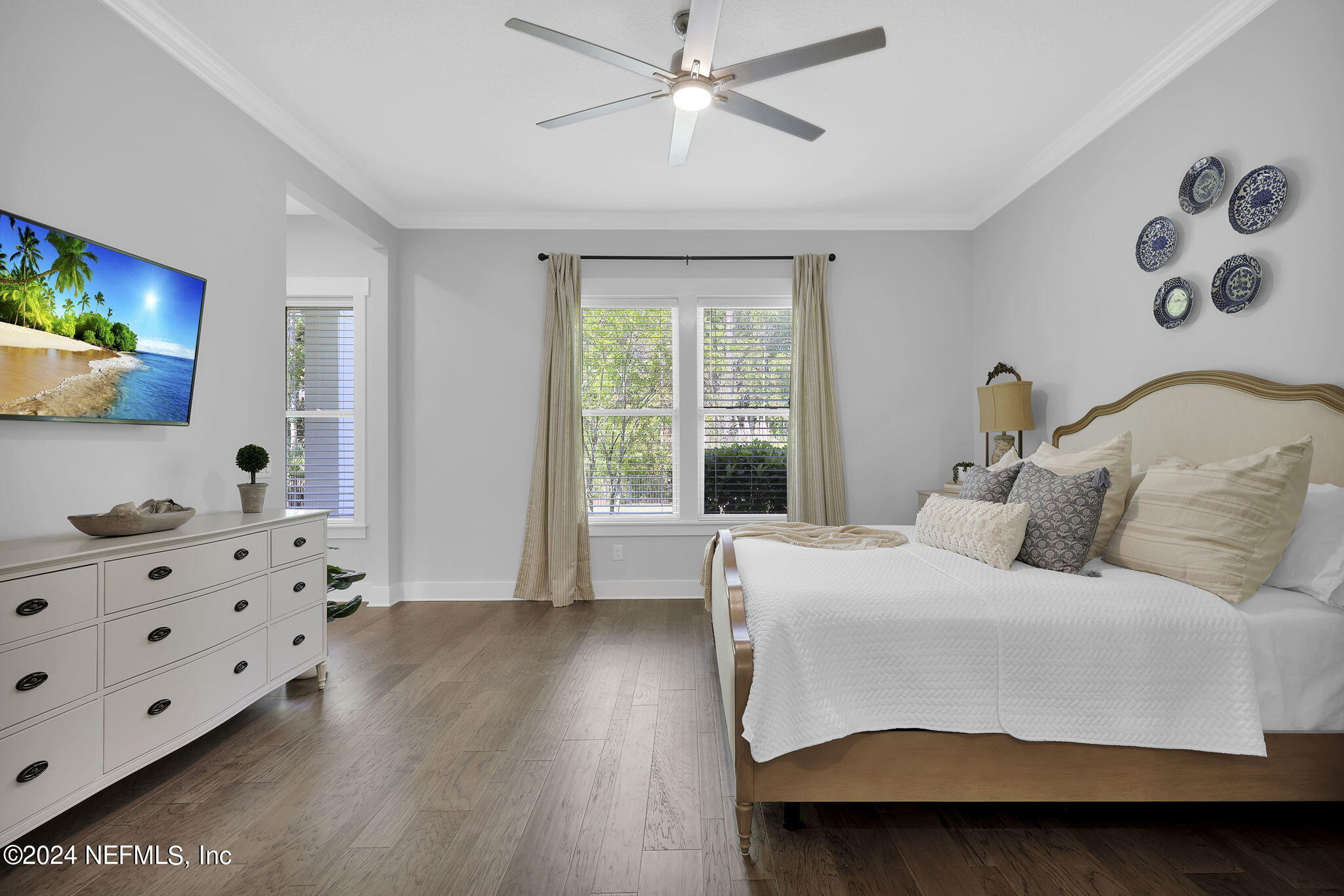 388 PARKBLUFF CIRCLE Circle