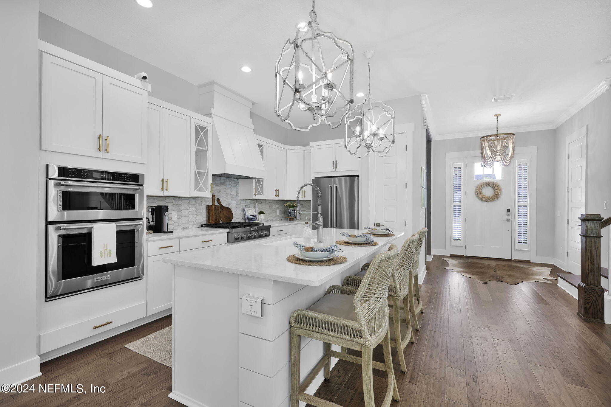 388 PARKBLUFF CIRCLE Circle
