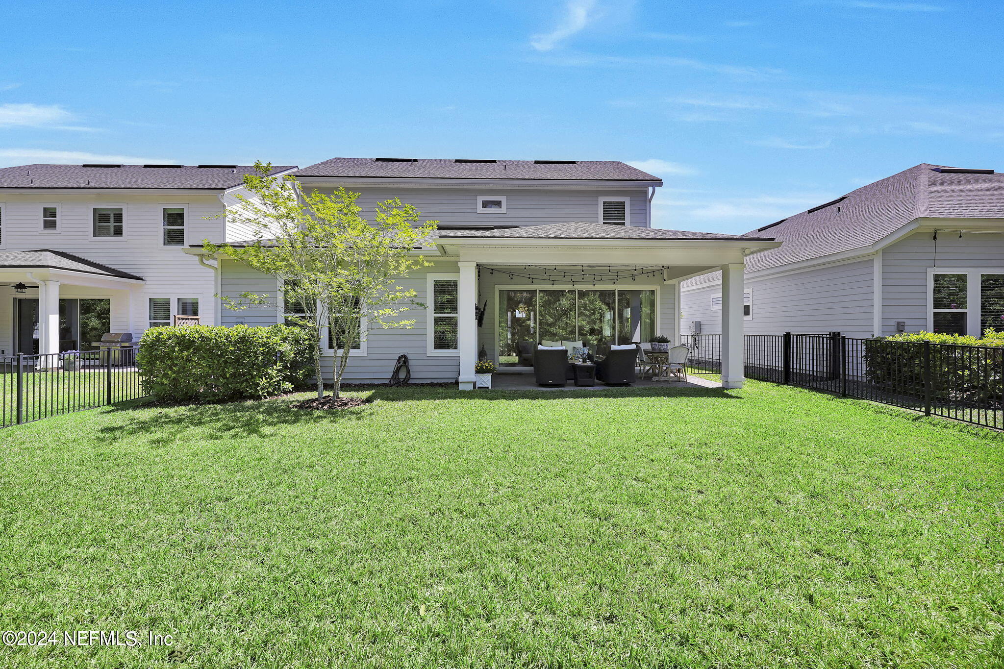 388 PARKBLUFF CIRCLE Circle