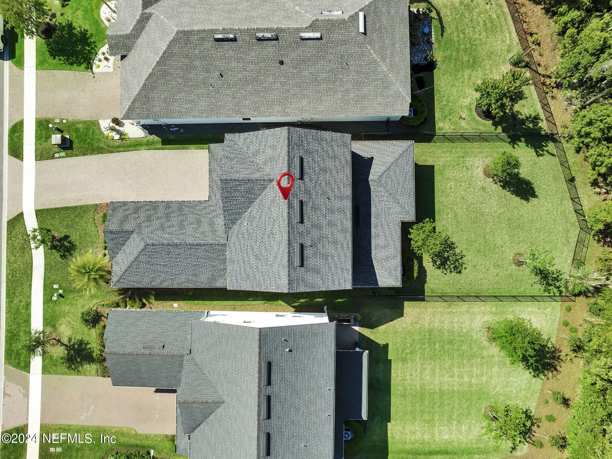 388 PARKBLUFF CIRCLE Circle