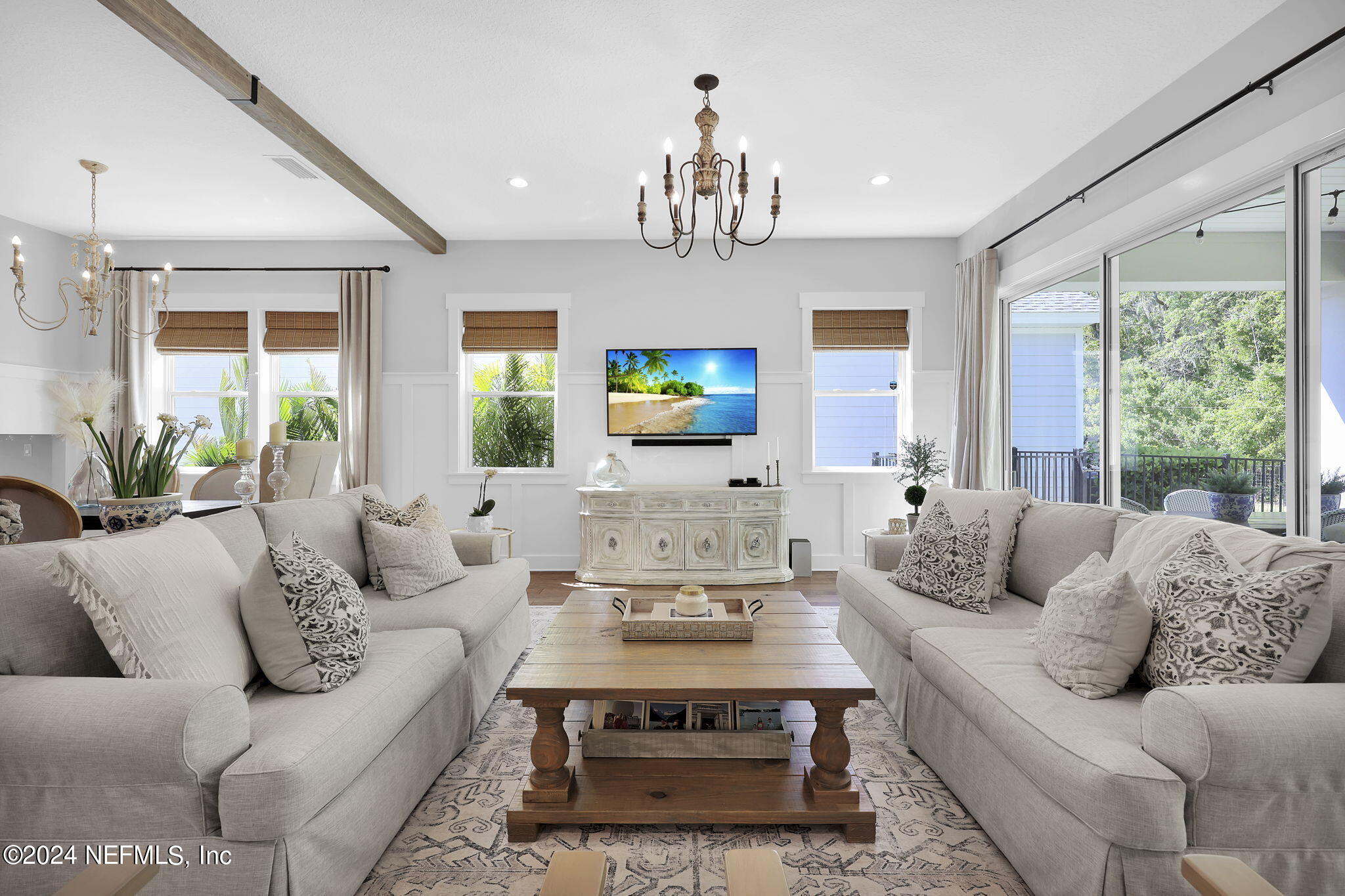 388 PARKBLUFF CIRCLE Circle
