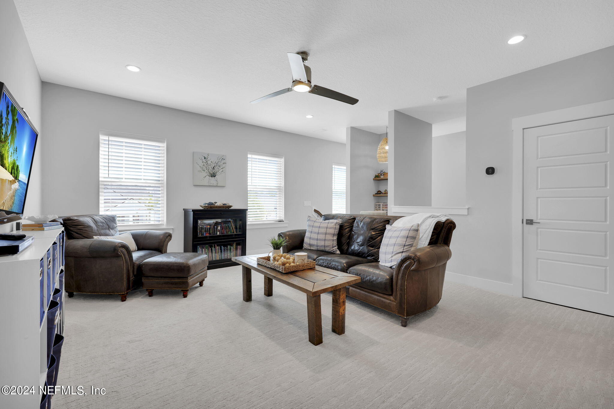 388 PARKBLUFF CIRCLE Circle
