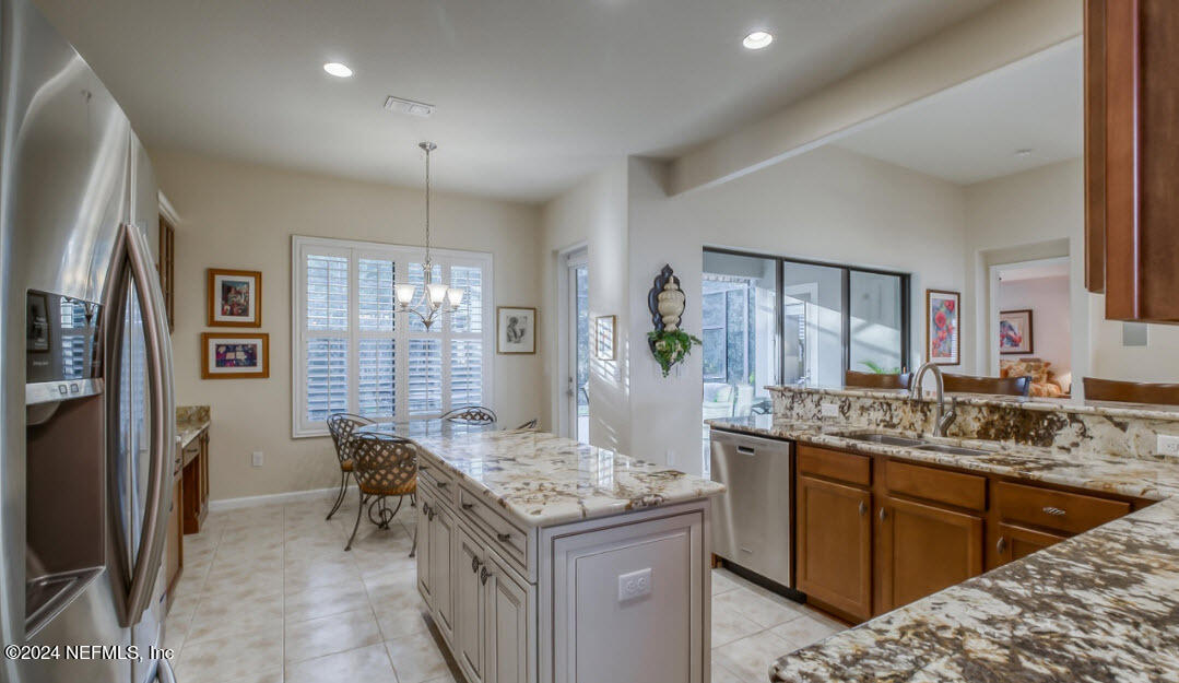 163 THICKET CREEK Trail