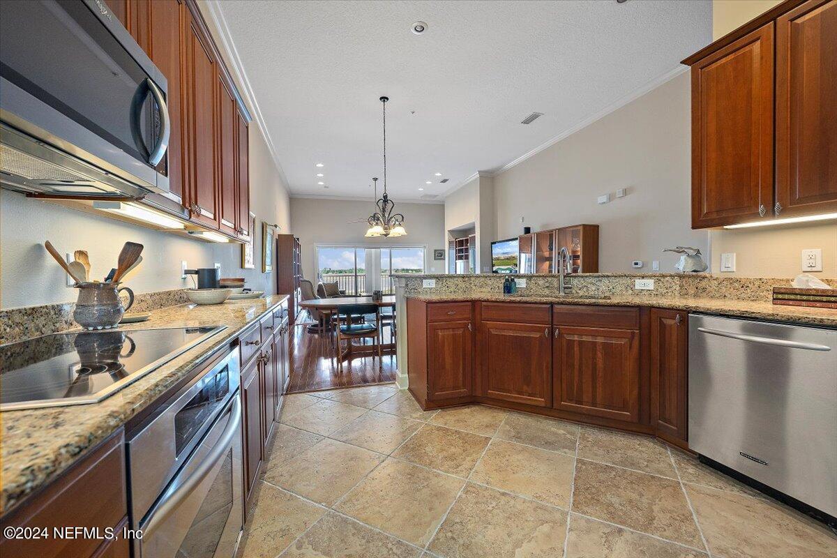 13846 ATLANTIC Boulevard, 616