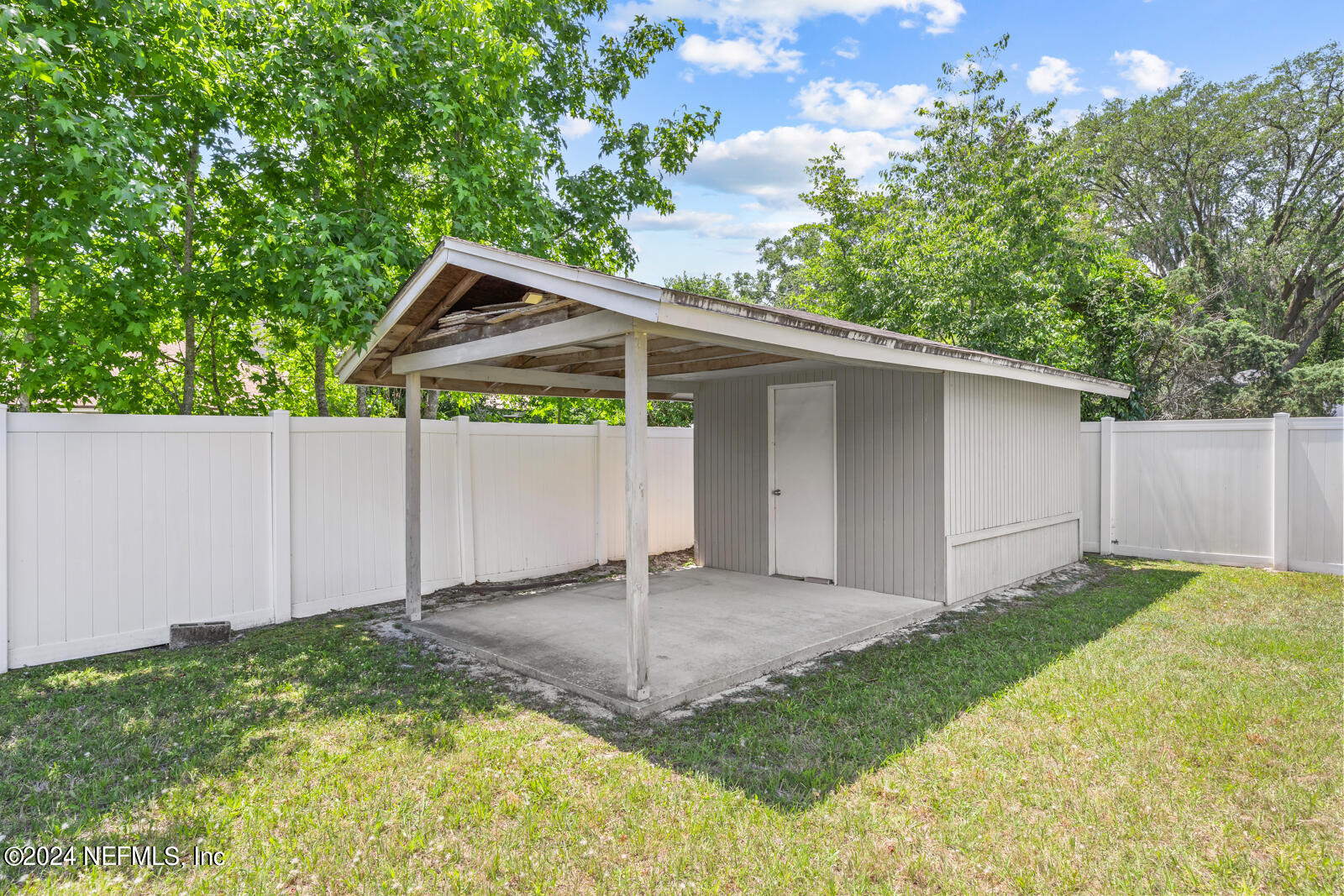 8645 BISHOPSWOOD Drive