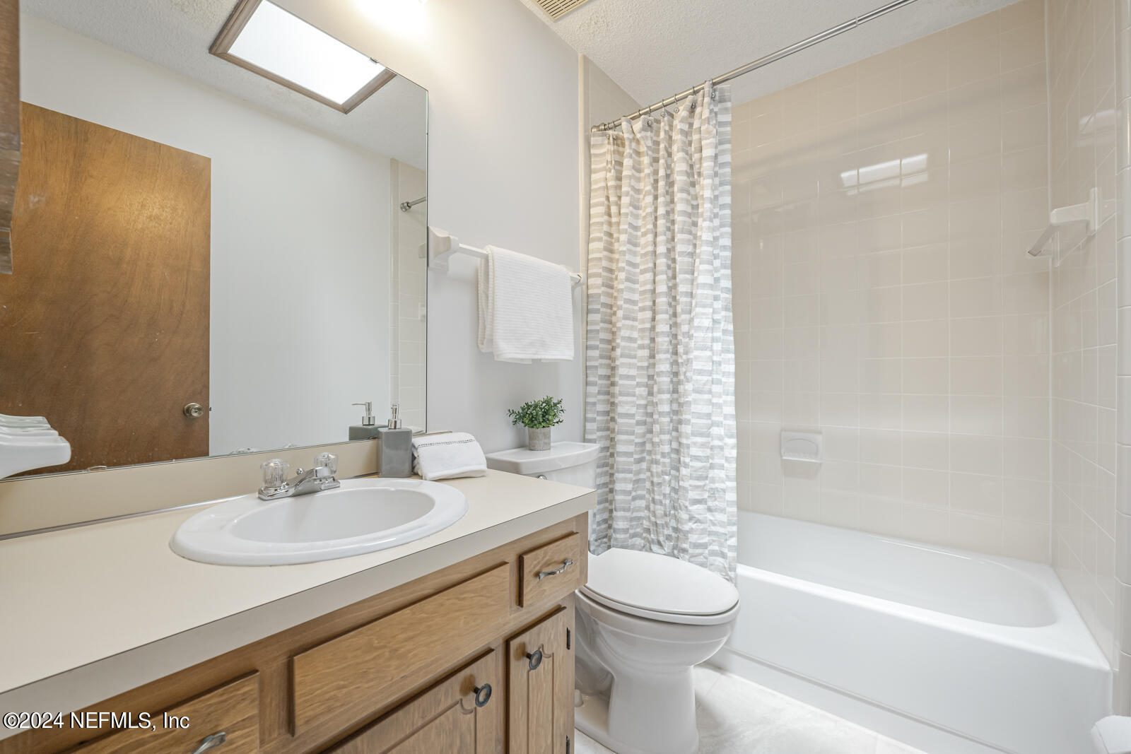 8645 BISHOPSWOOD Drive