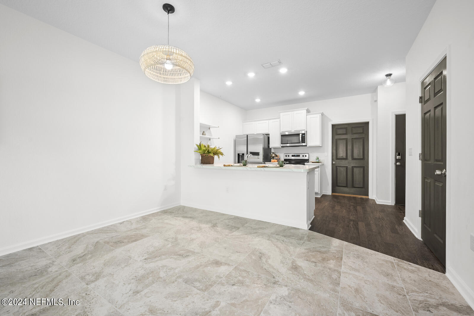 62 SCOTCH PEBBLE Drive