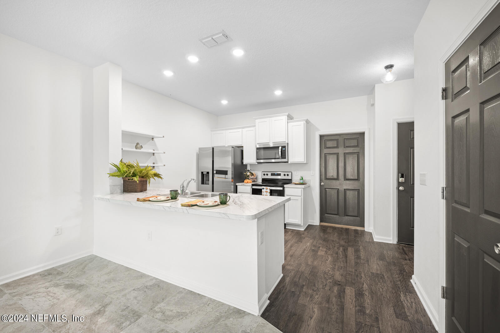 62 SCOTCH PEBBLE Drive