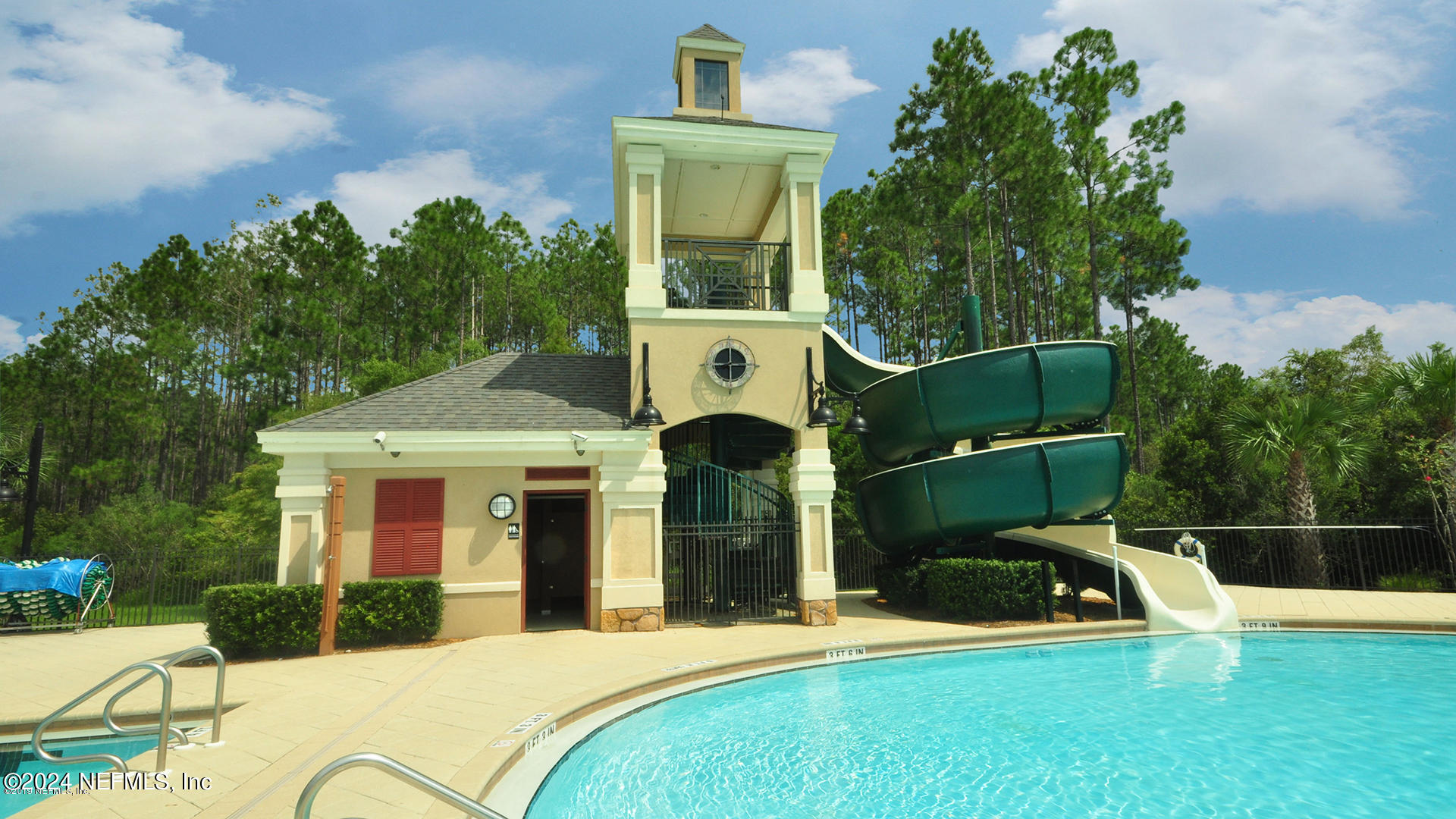 62 SCOTCH PEBBLE Drive