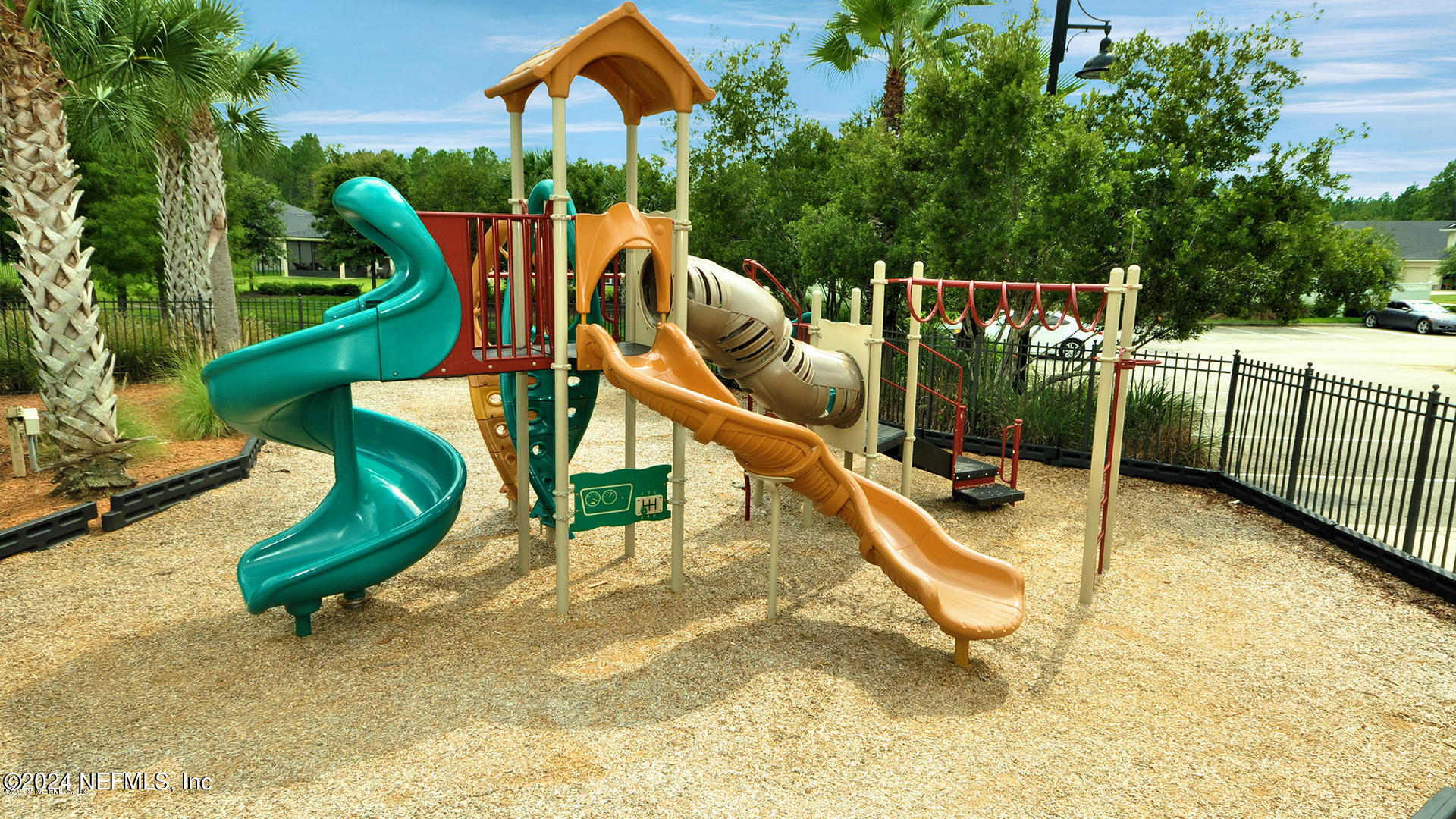 62 SCOTCH PEBBLE Drive