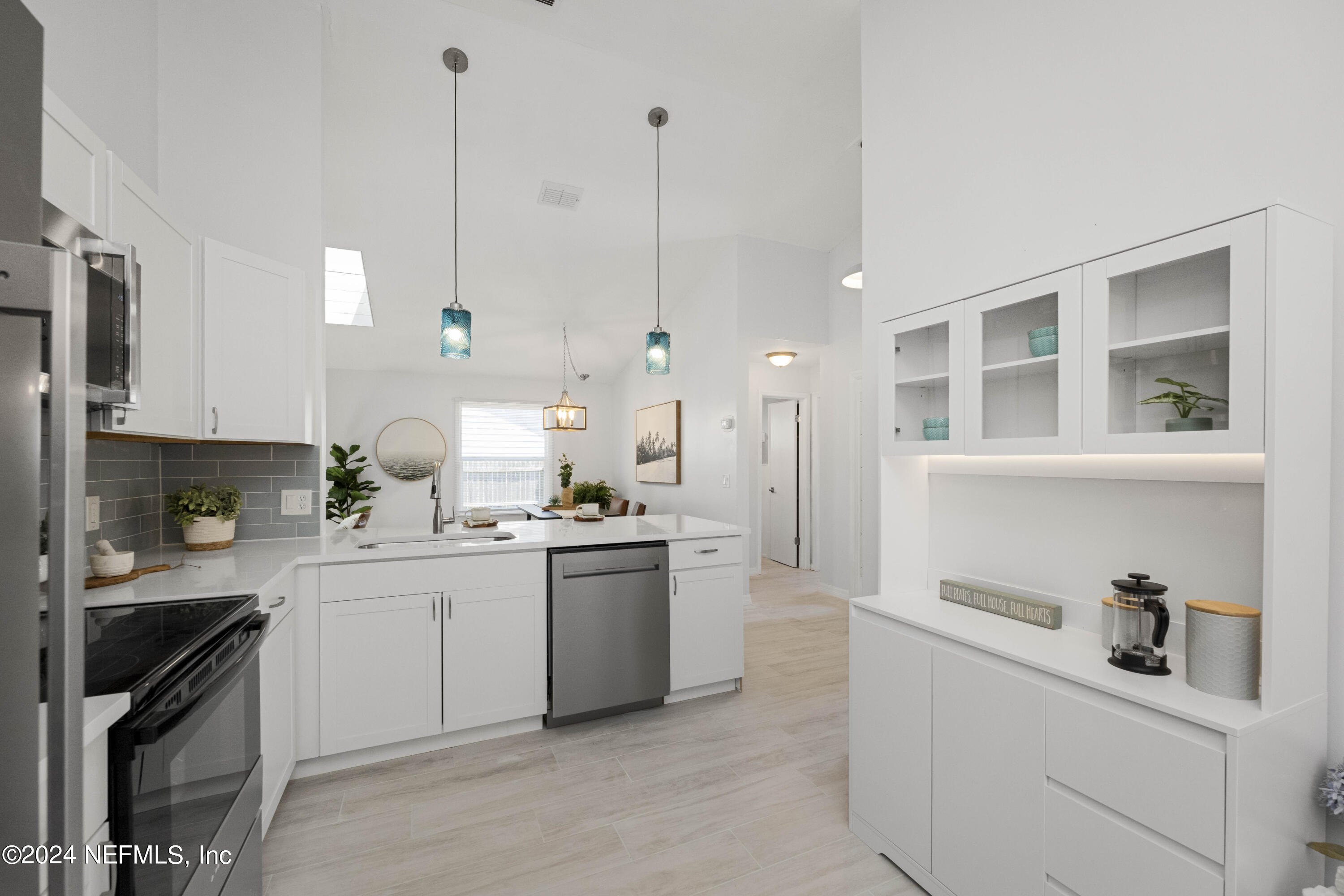 157 CABRILLO Lane
