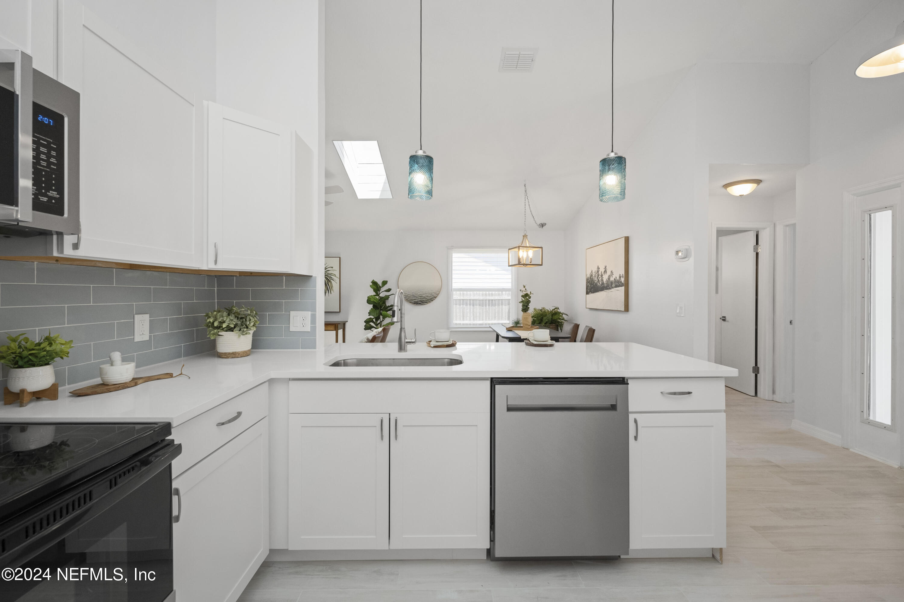 157 CABRILLO Lane