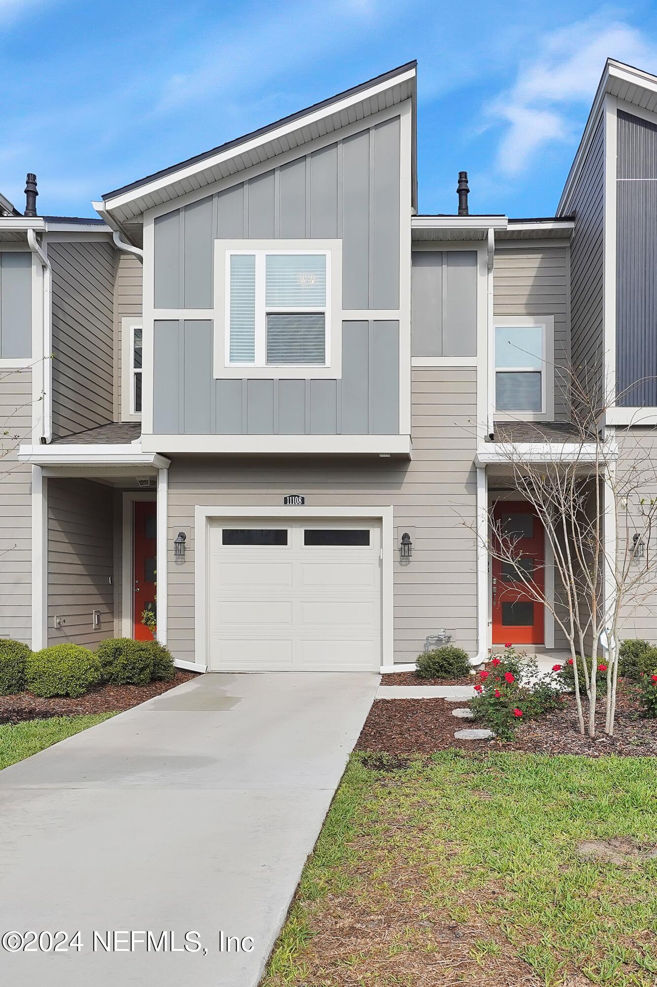 11108 MINNETTA Court