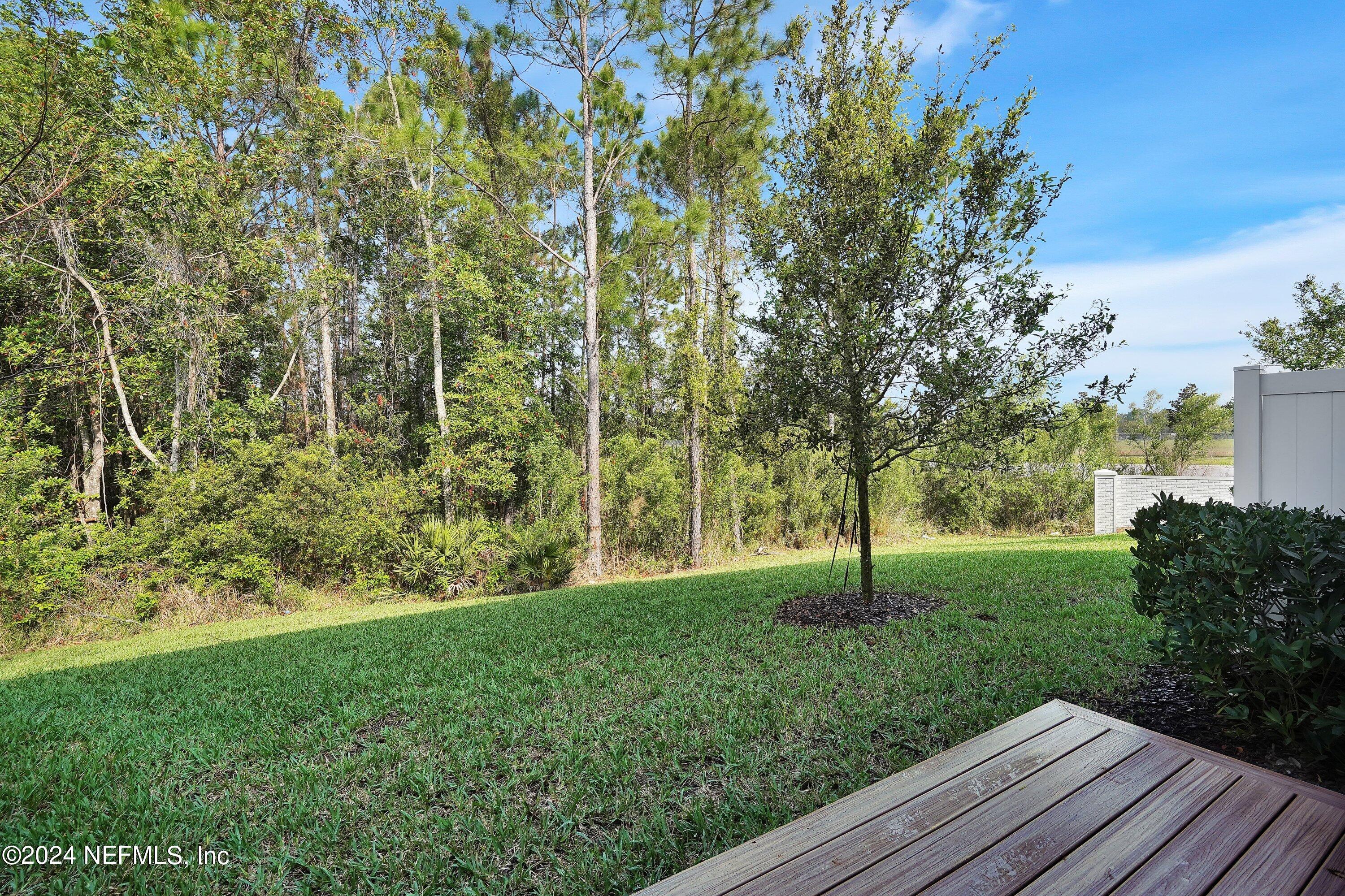 11108 MINNETTA Court