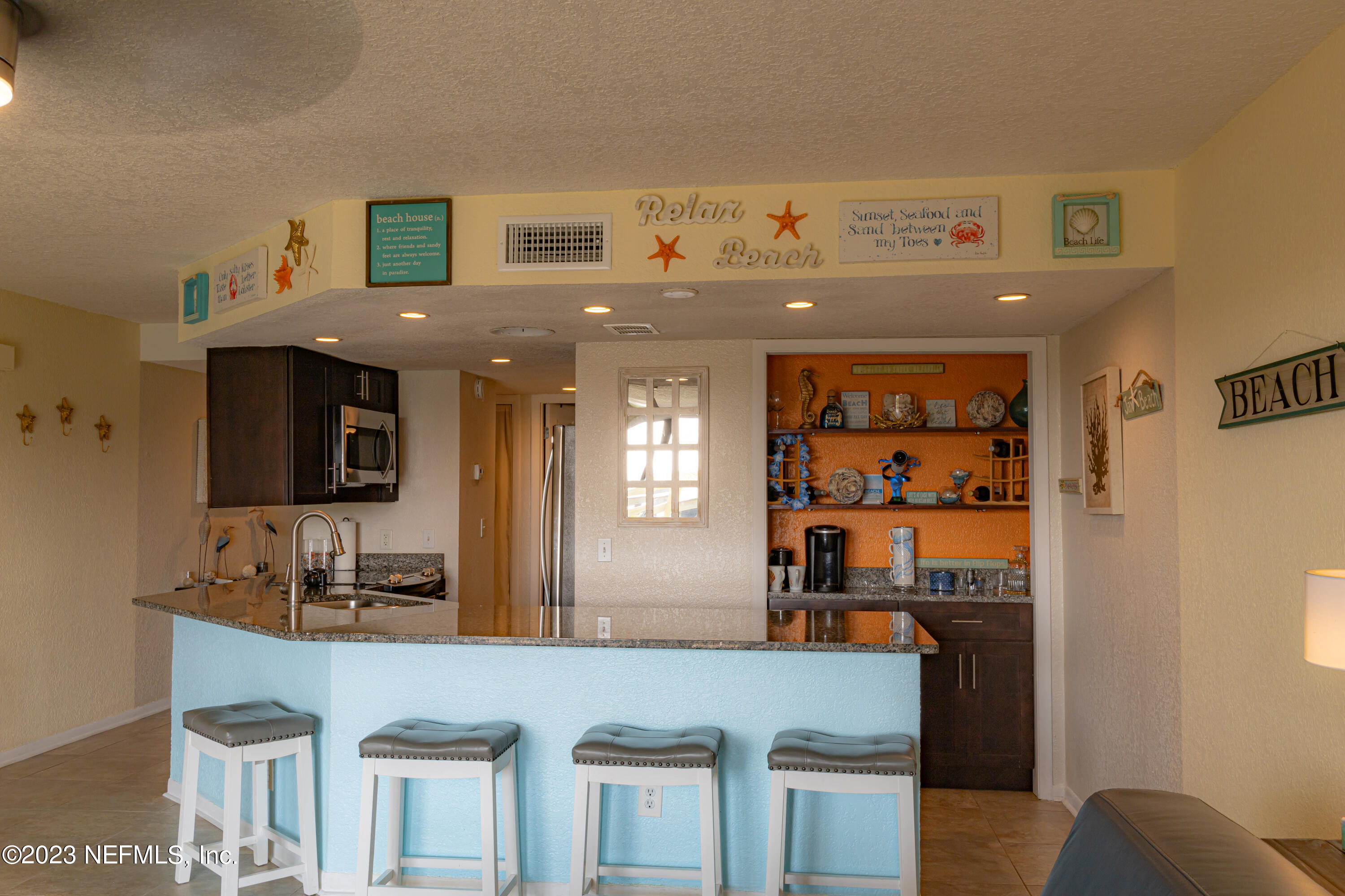 1701 1ST Street N, 1B