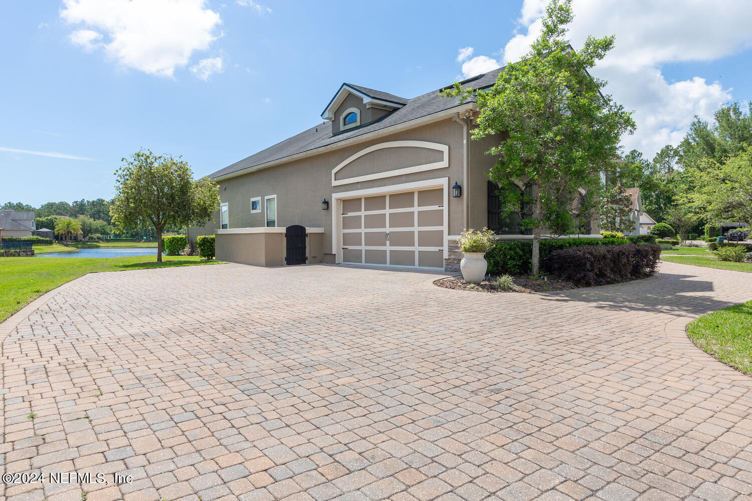 12780 OXFORD CROSSING Drive