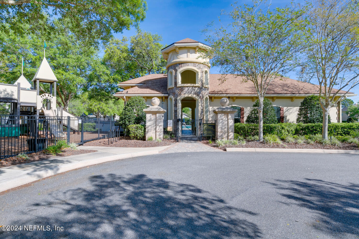 12780 OXFORD CROSSING Drive