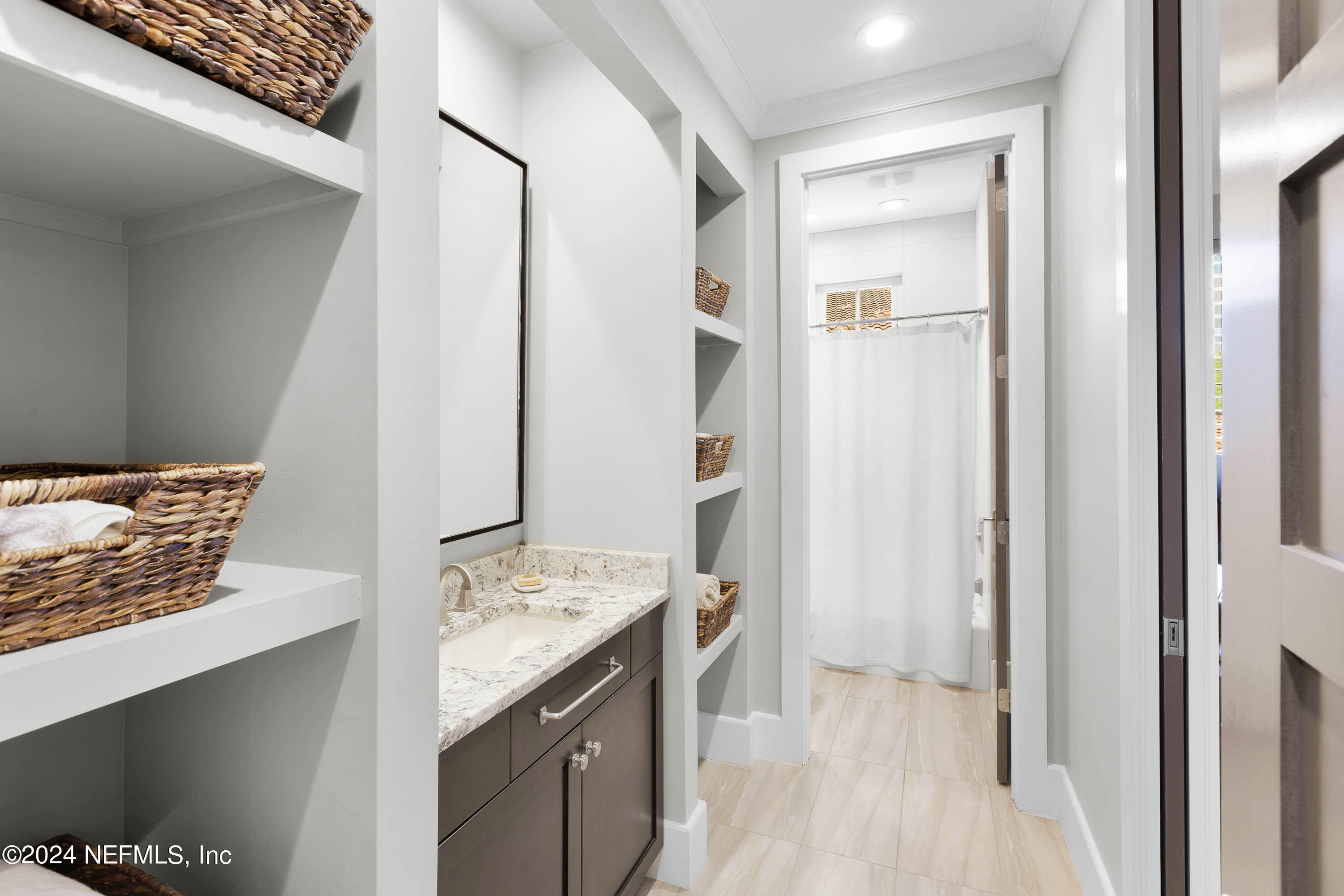 5209 TALLULAH LAKE Court