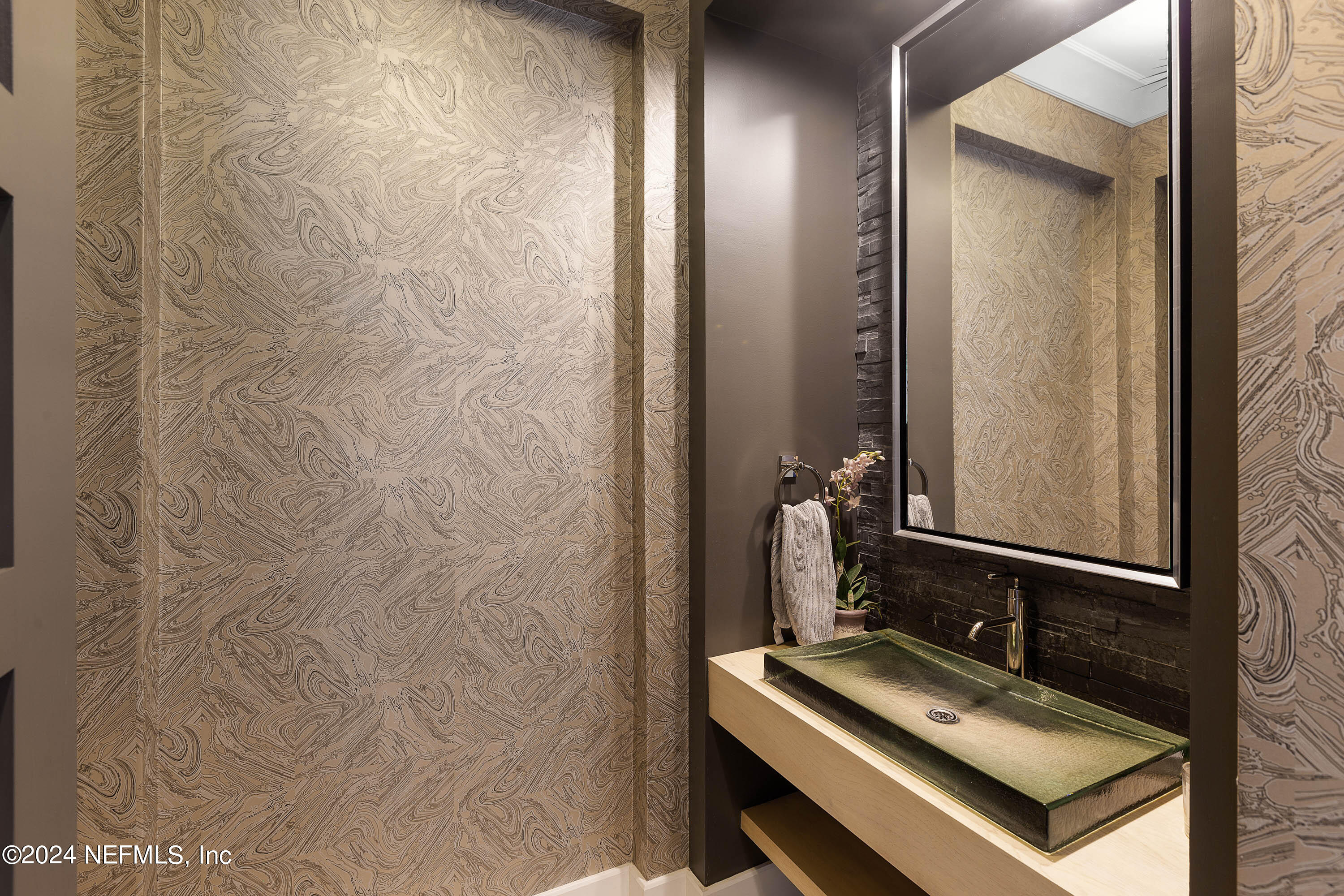 5209 TALLULAH LAKE Court