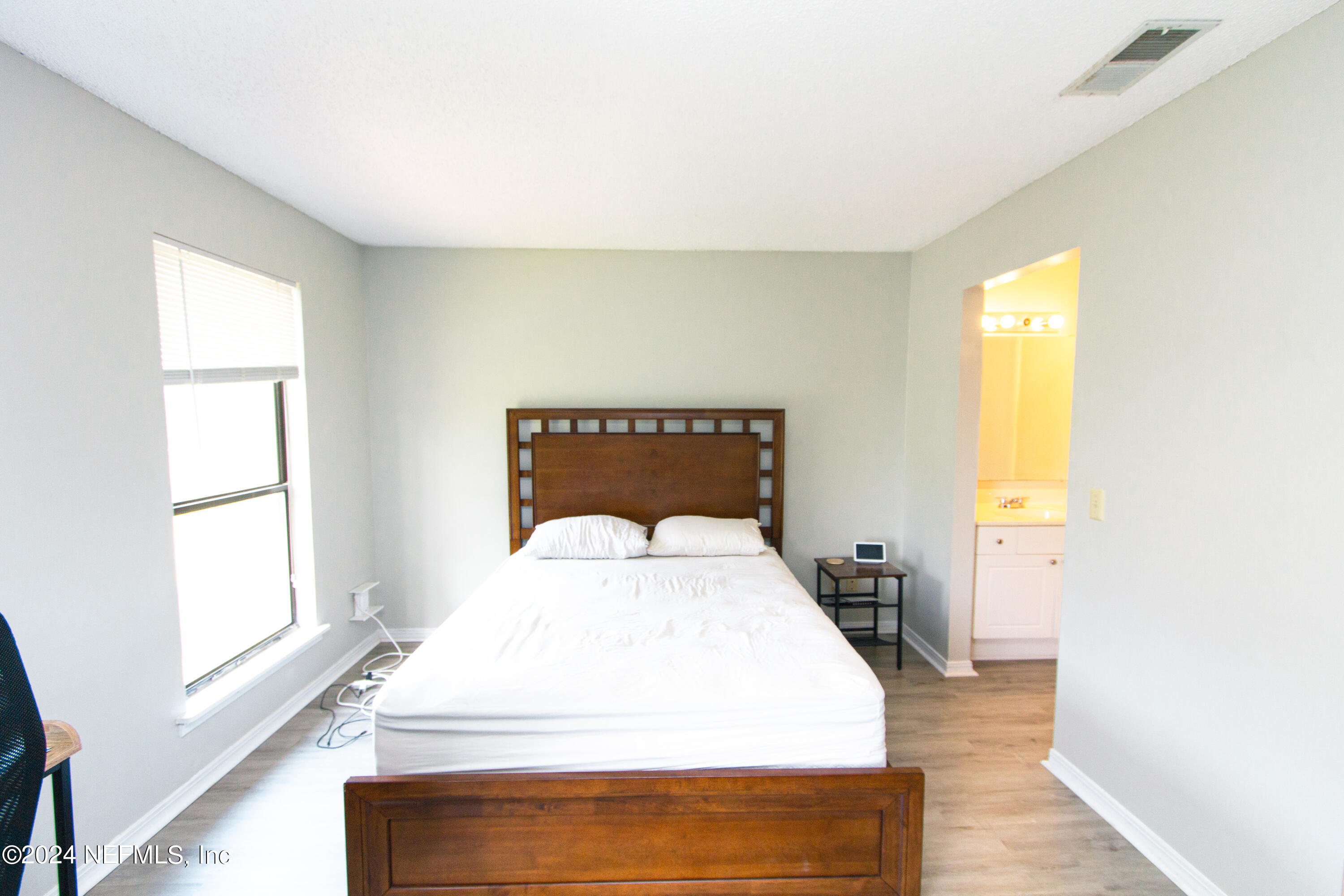 10200 BELLE RIVE Boulevard, 52