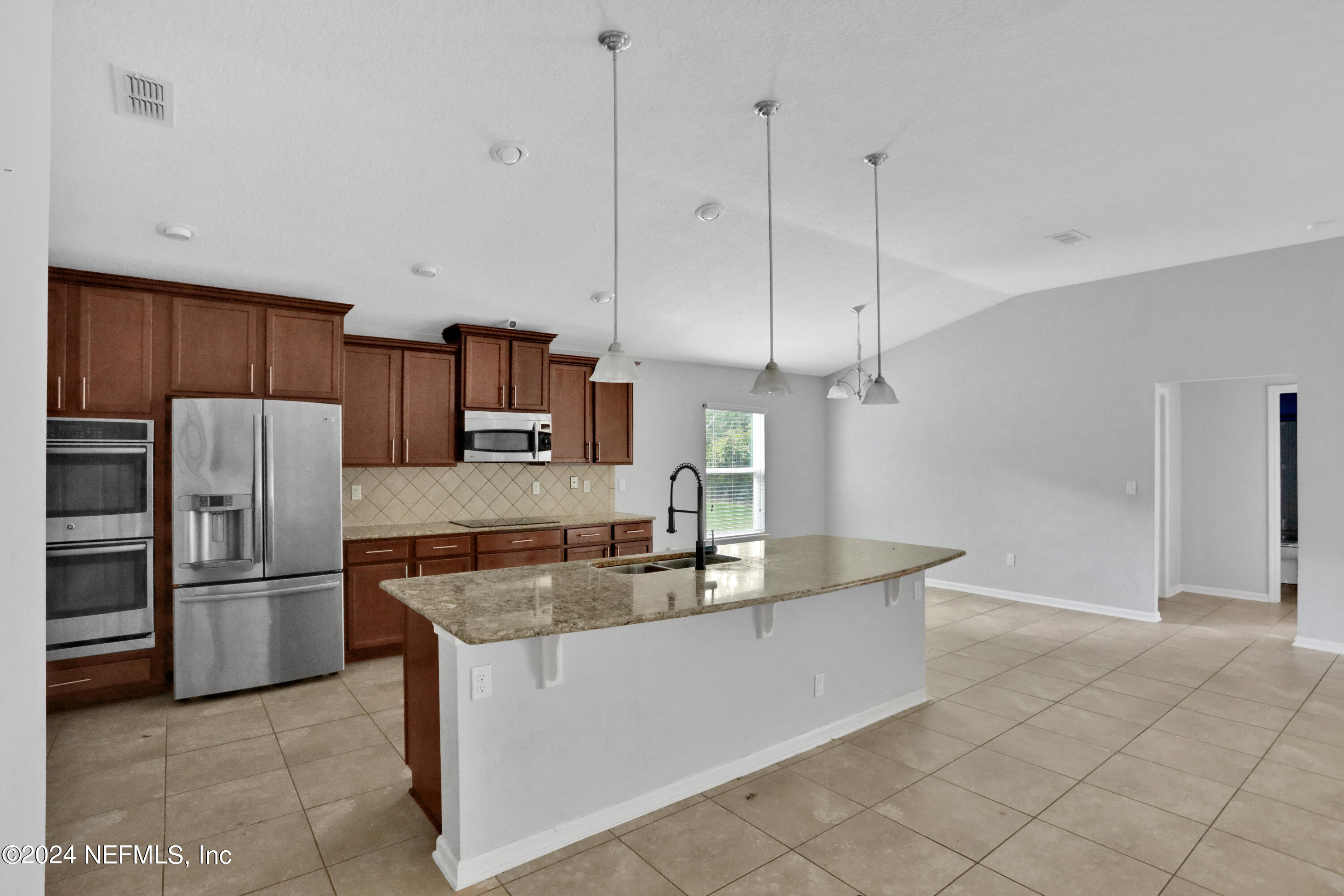 112 MORAYSHIRE Court