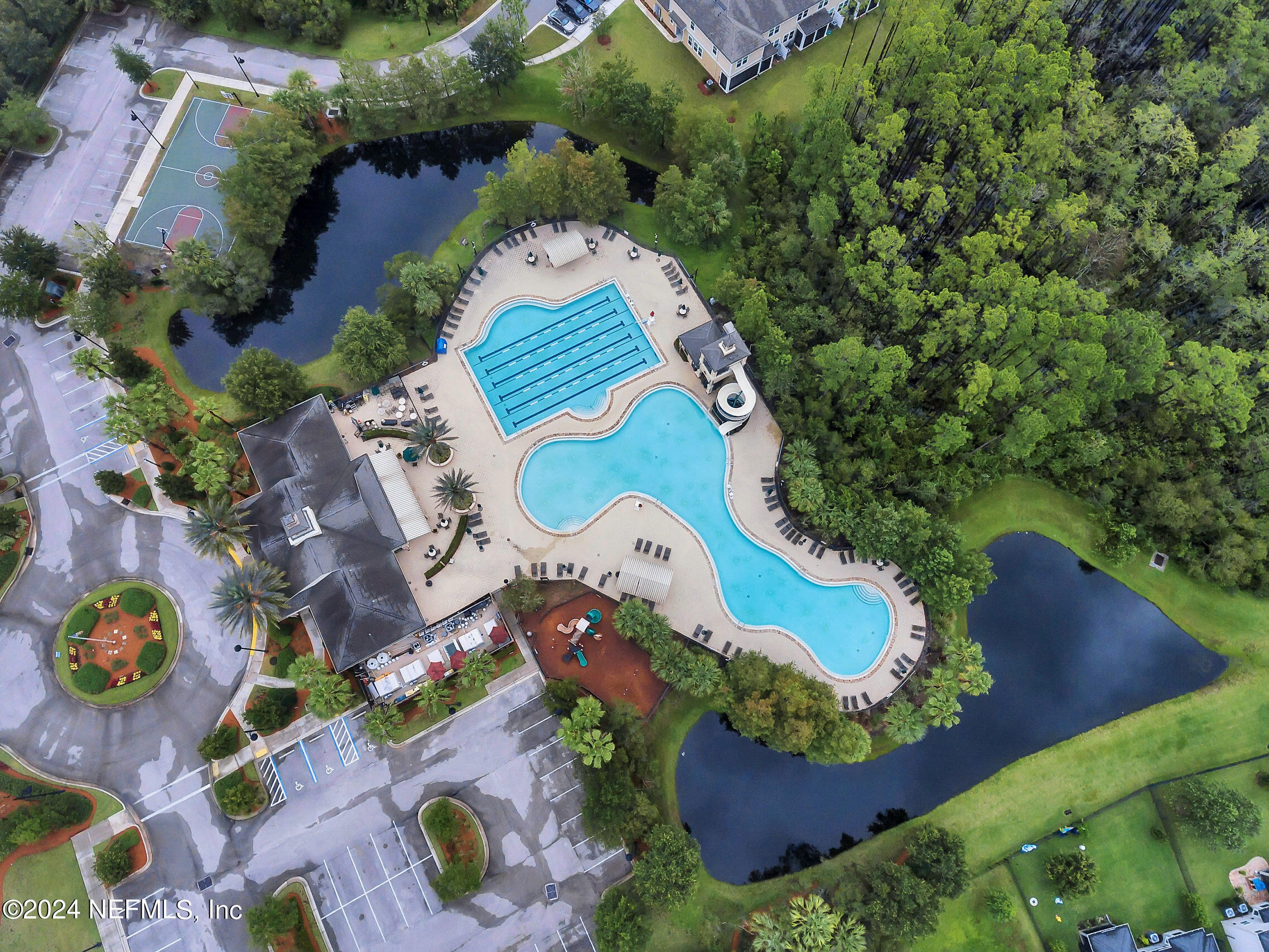 112 MORAYSHIRE Court