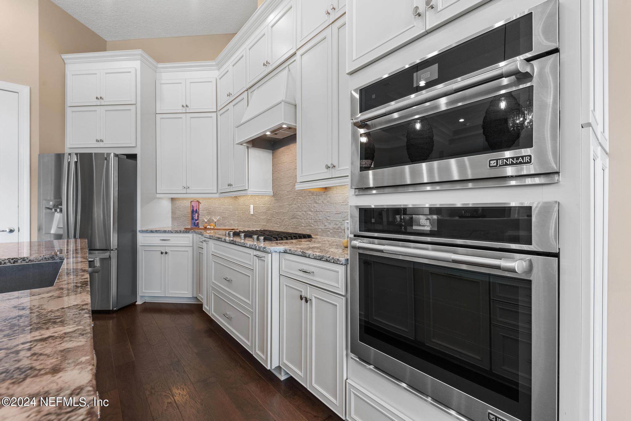 536 OLD BLUFF Drive