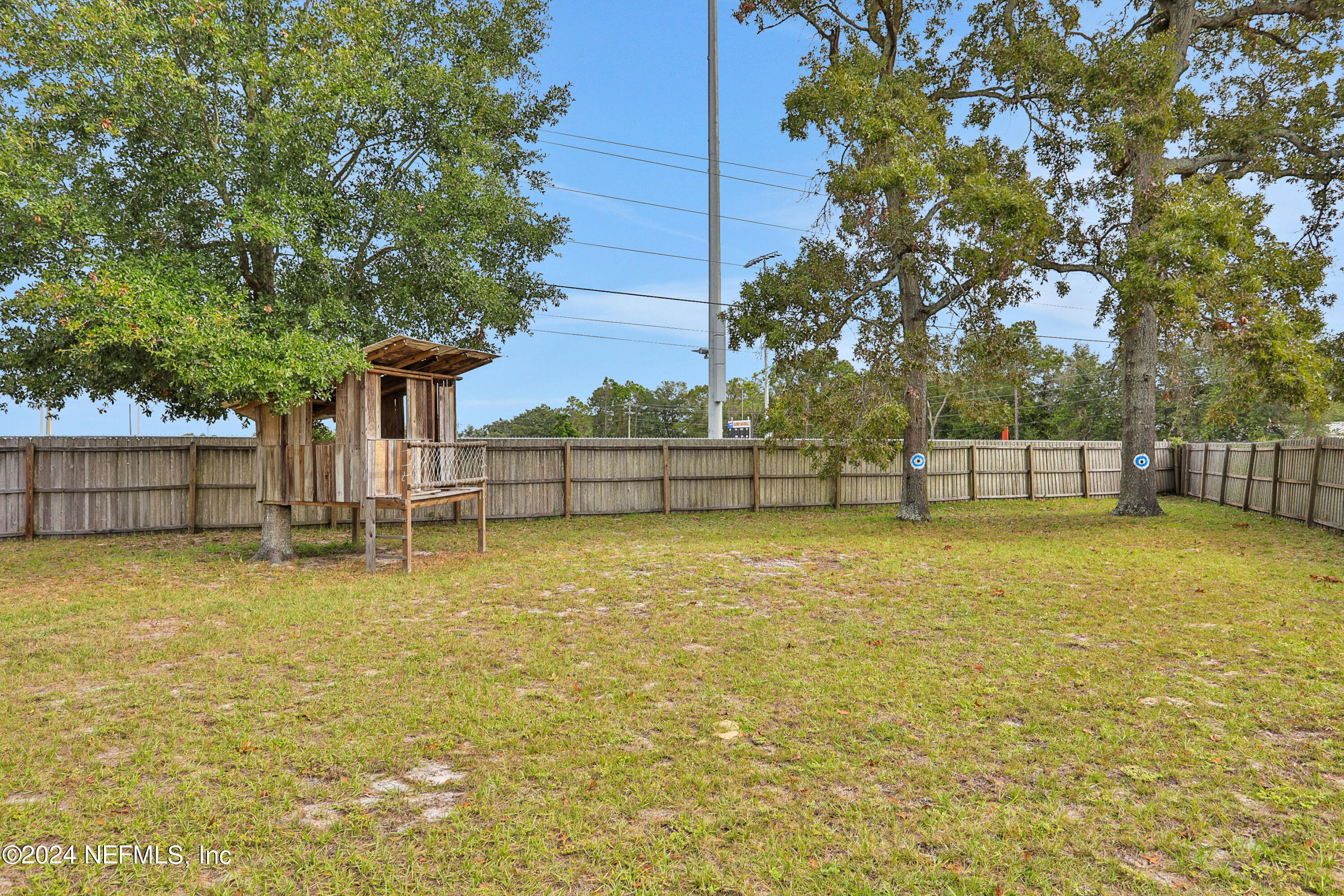 531 PADDOCK Lane