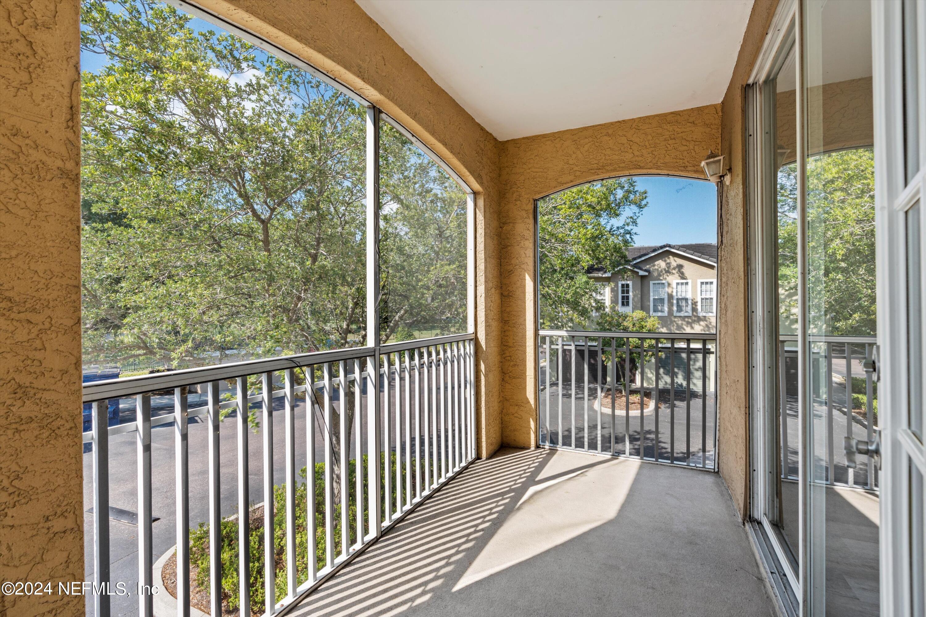 10075 GATE Parkway N, 701