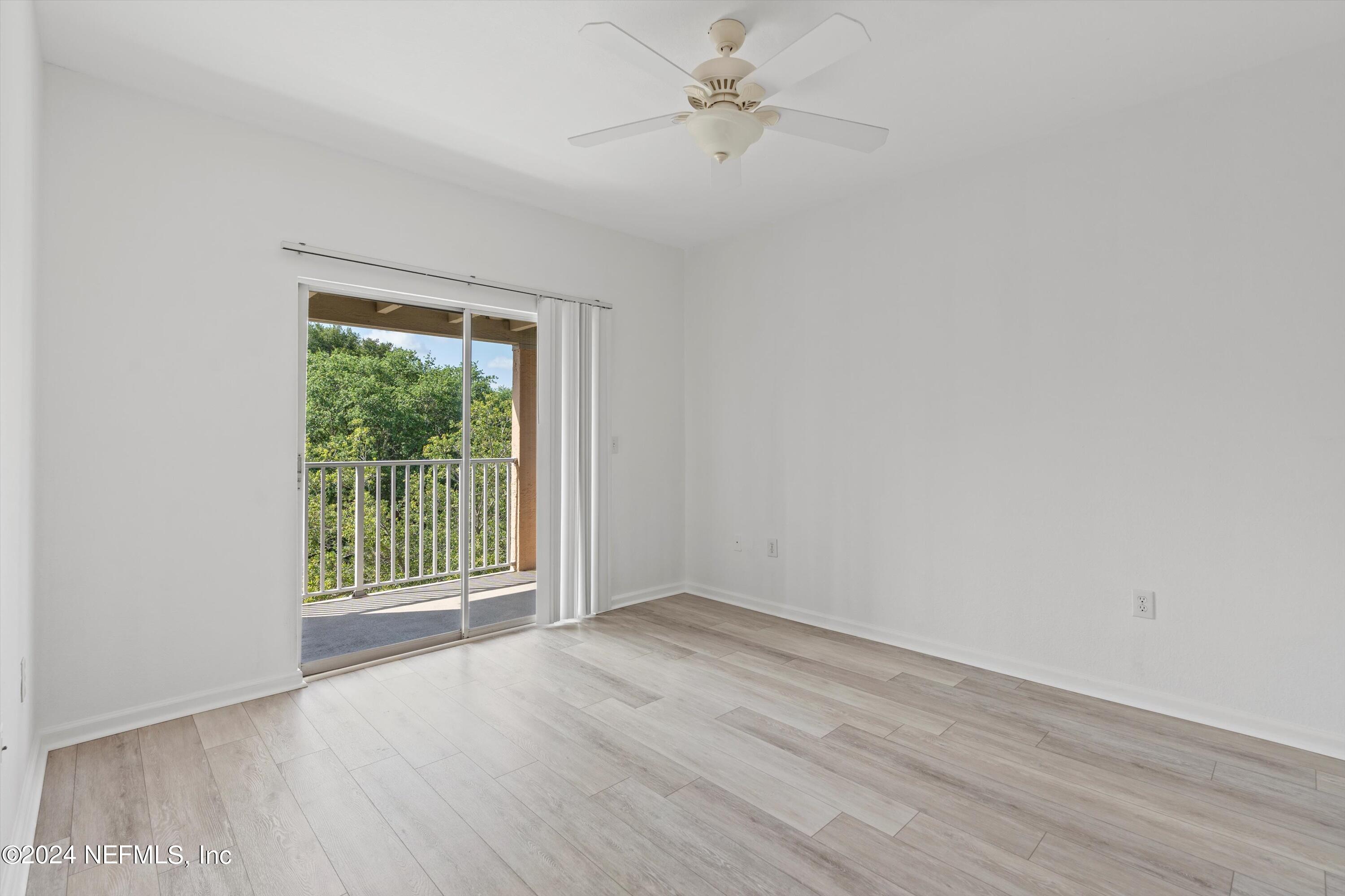 10075 GATE Parkway N, 701