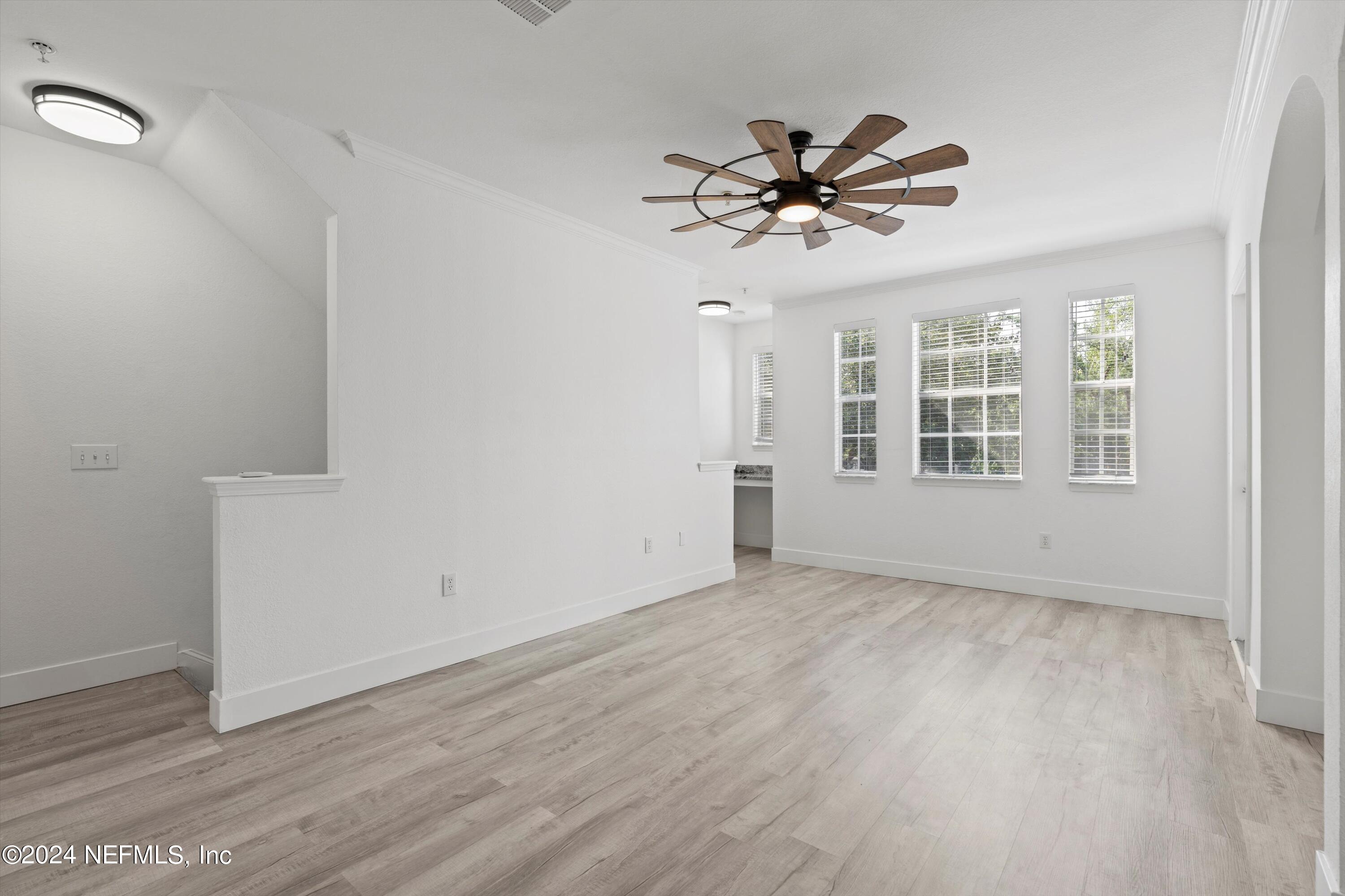 10075 GATE Parkway N, 701