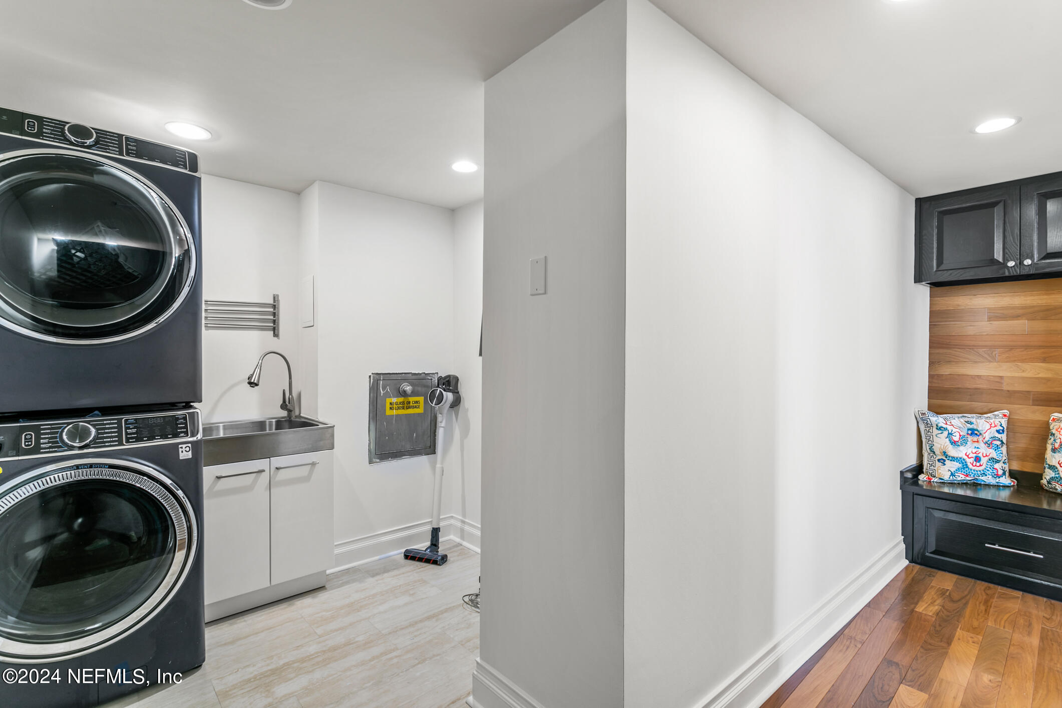 1596 LANCASTER Terrace, 9B