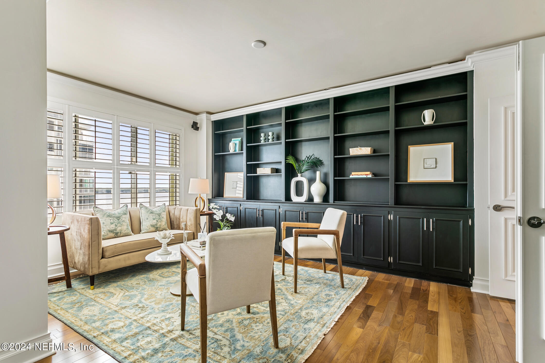 1596 LANCASTER Terrace, 9B