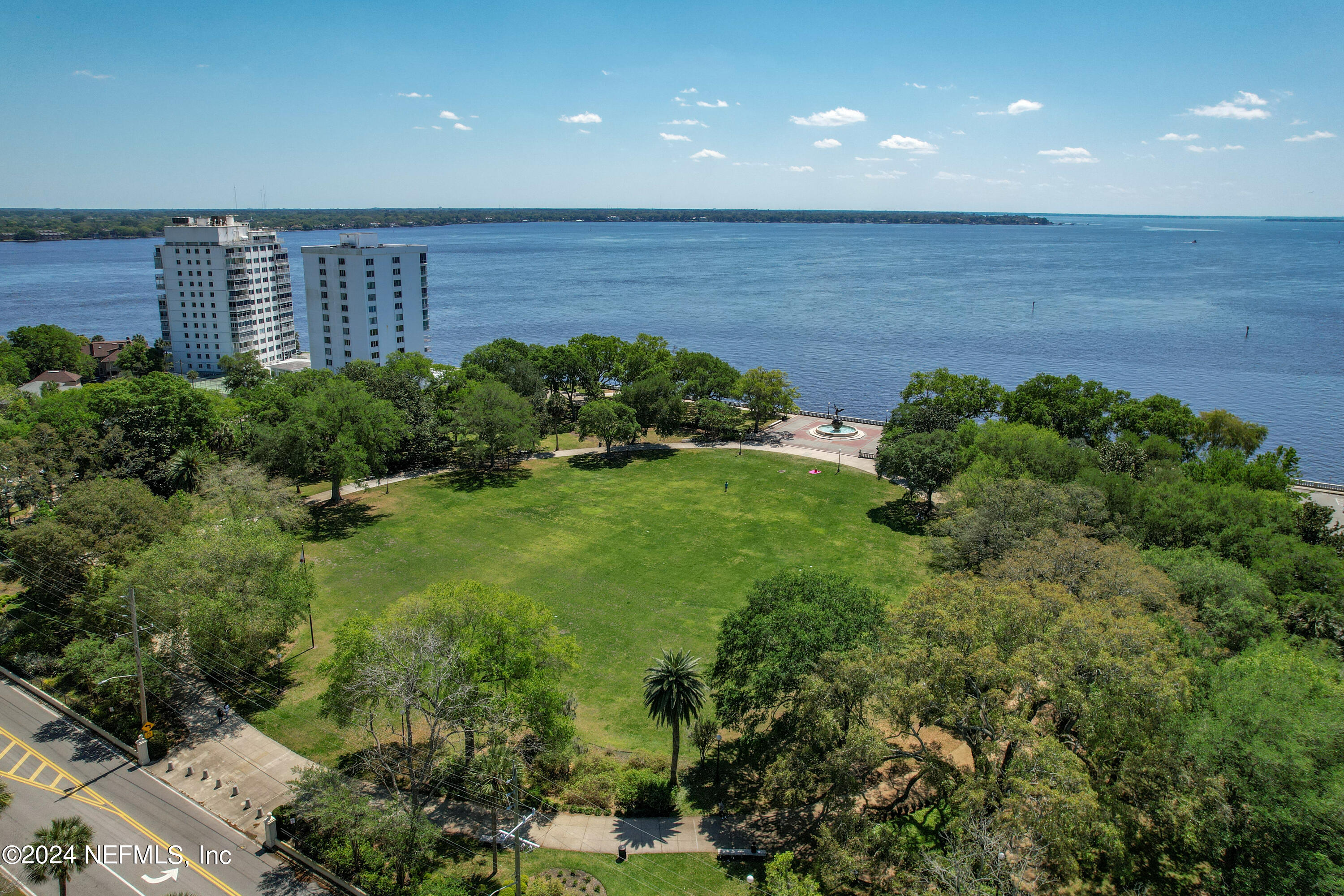 1596 LANCASTER Terrace, 9B