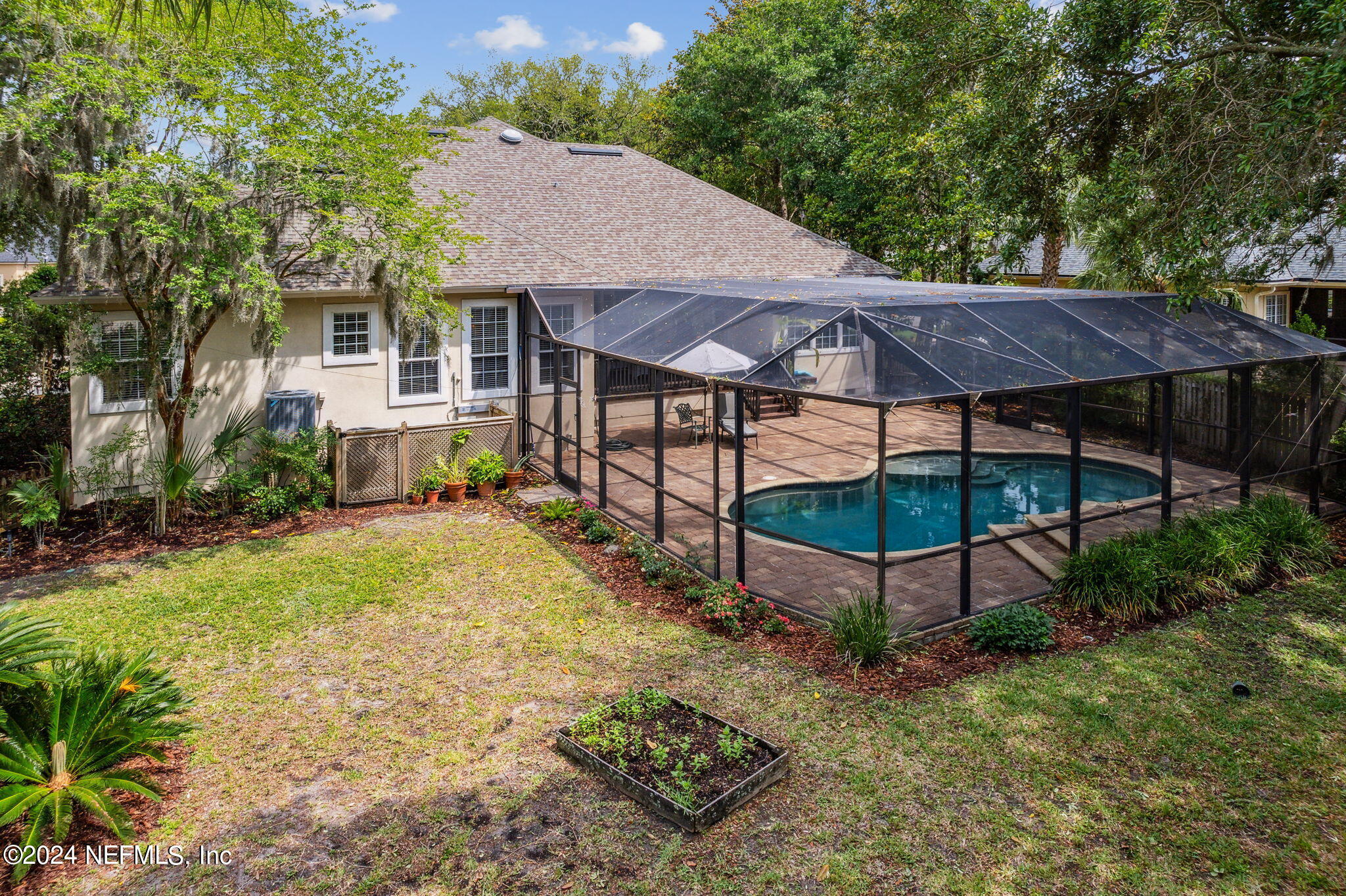 2752 SEA GROVE Lane