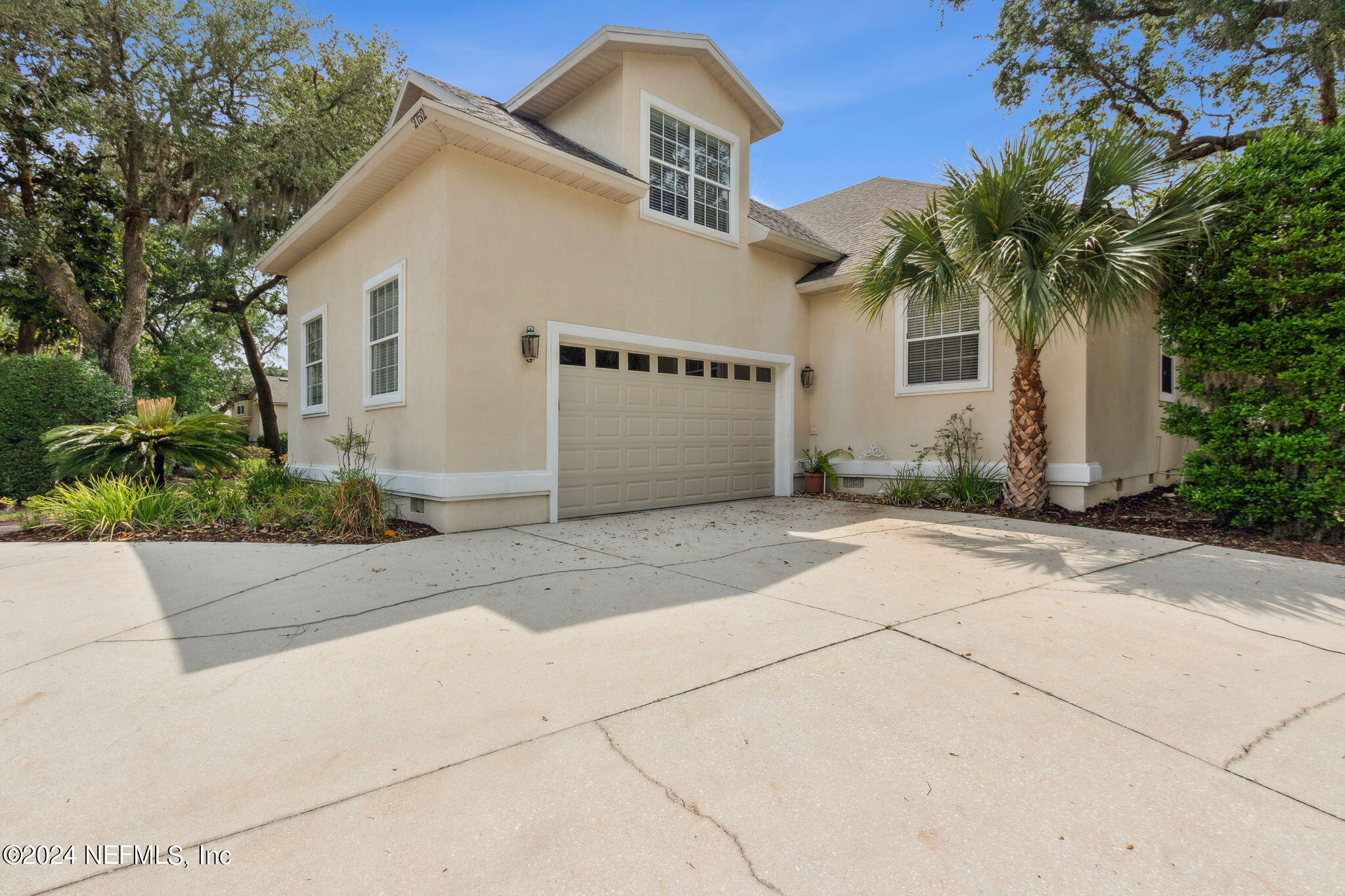 2752 SEA GROVE Lane