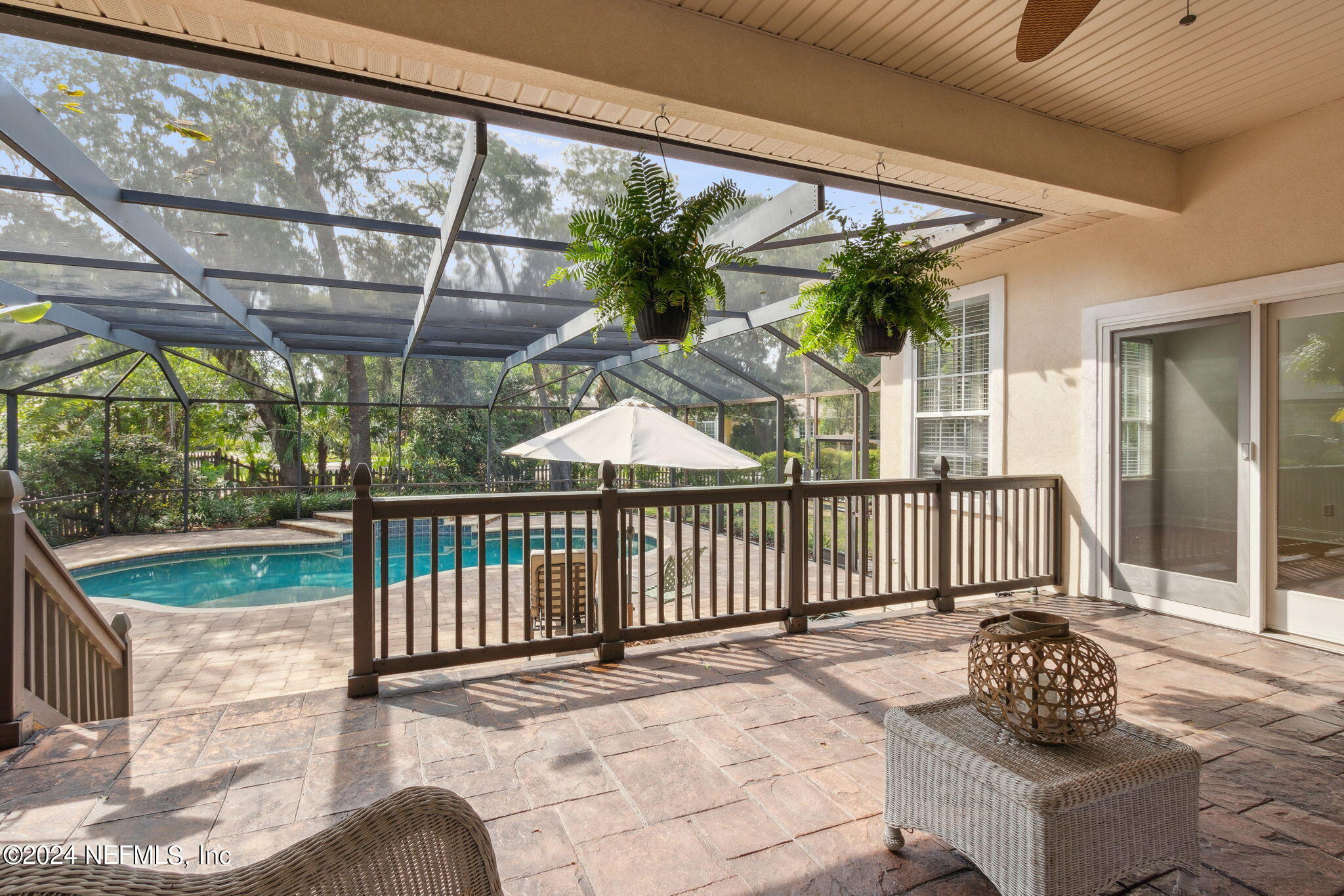 2752 SEA GROVE Lane