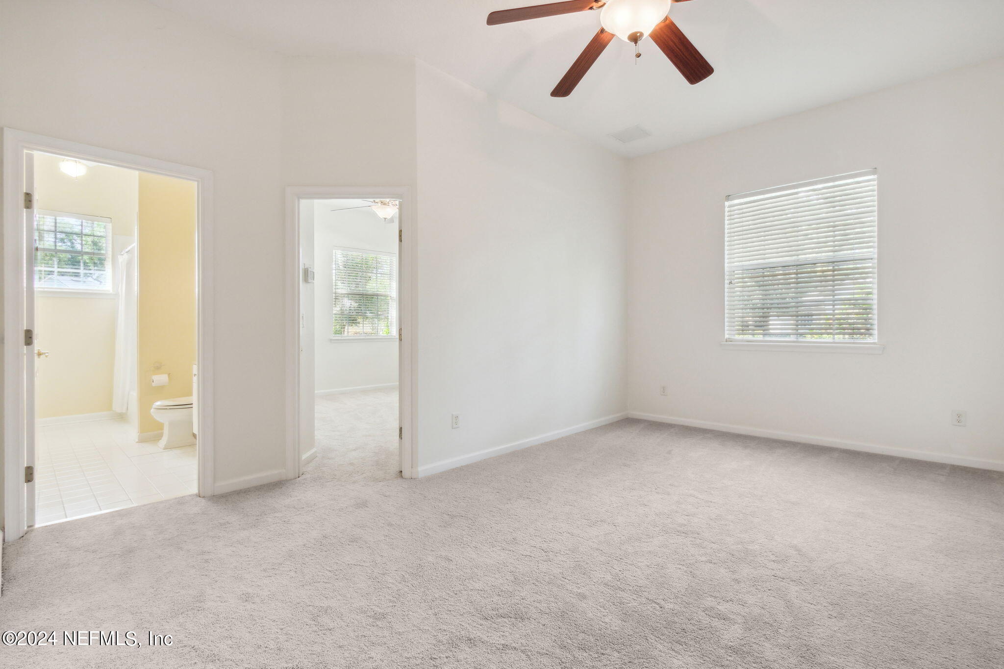 2752 SEA GROVE Lane